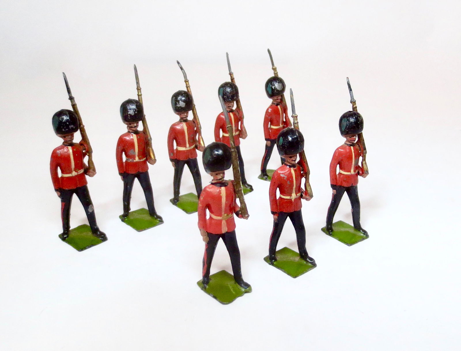 Britains #107 Irish Guards (1 of 1)