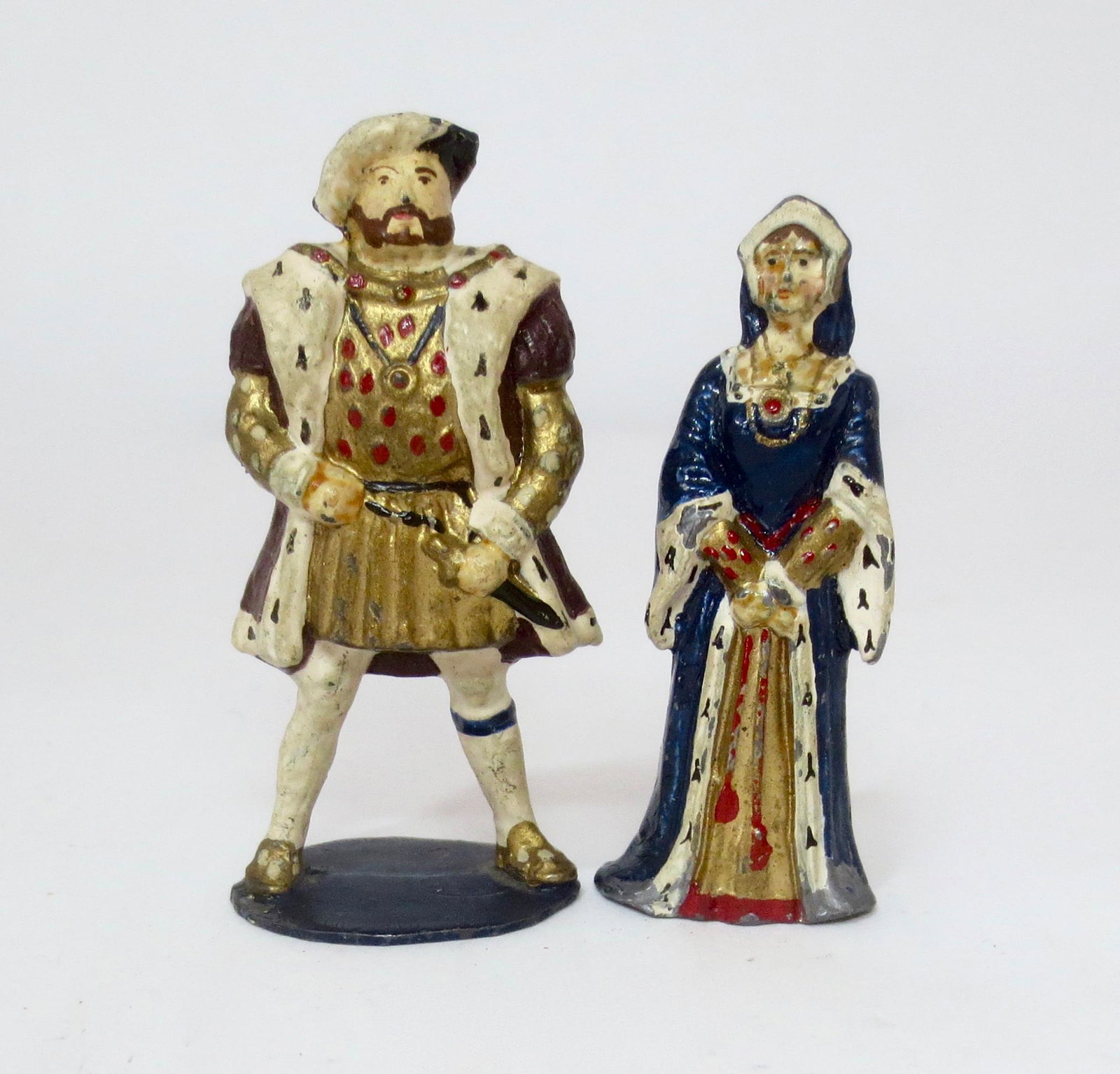 Courtenay King Henry VIII & Anne Boleyn: King Henry and his second wife Anne Boleyn (the first of his many wives to be beheaded). 2 pieces. Excellent condition.