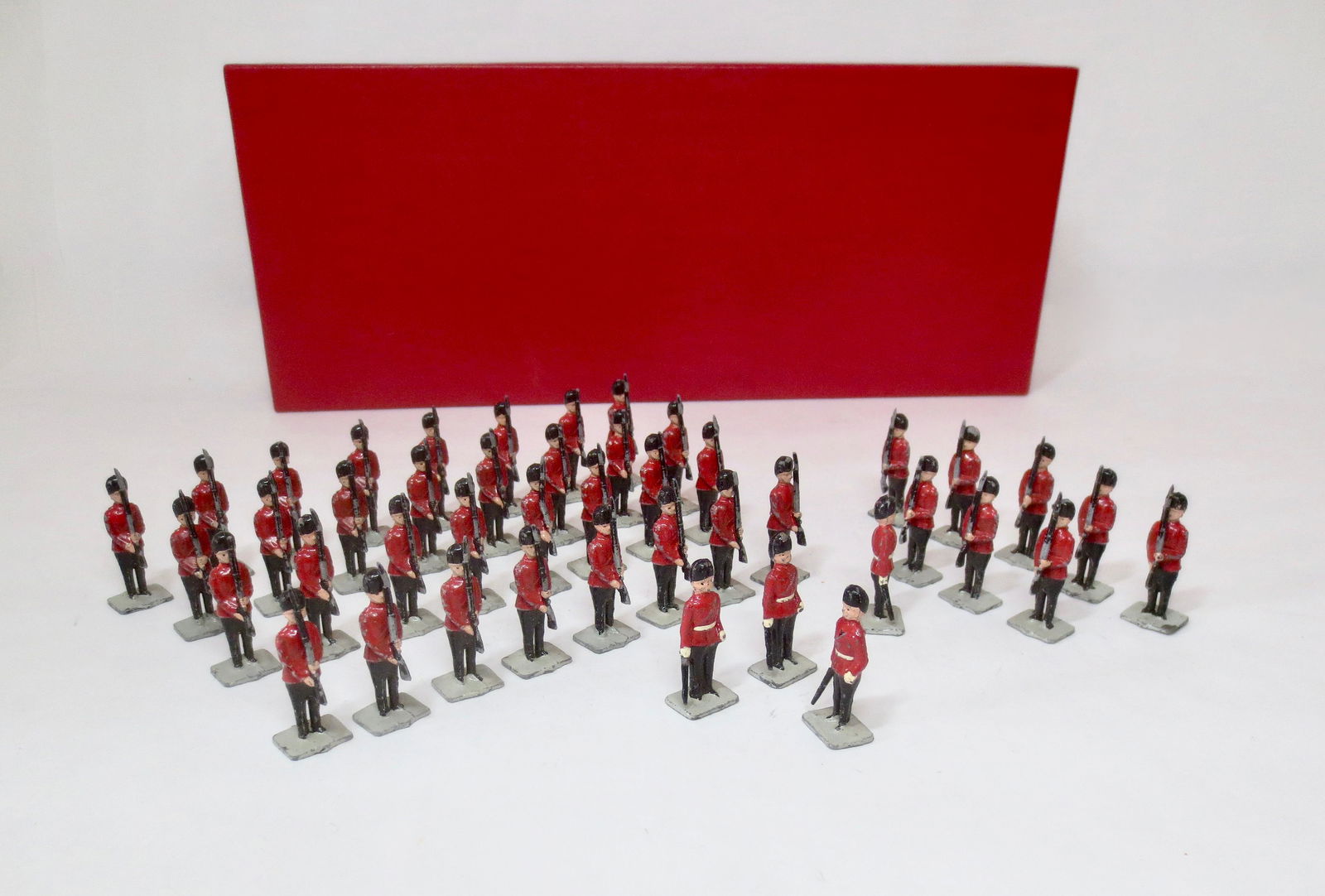 Johillco Coronation Guards Set (1 of 1)