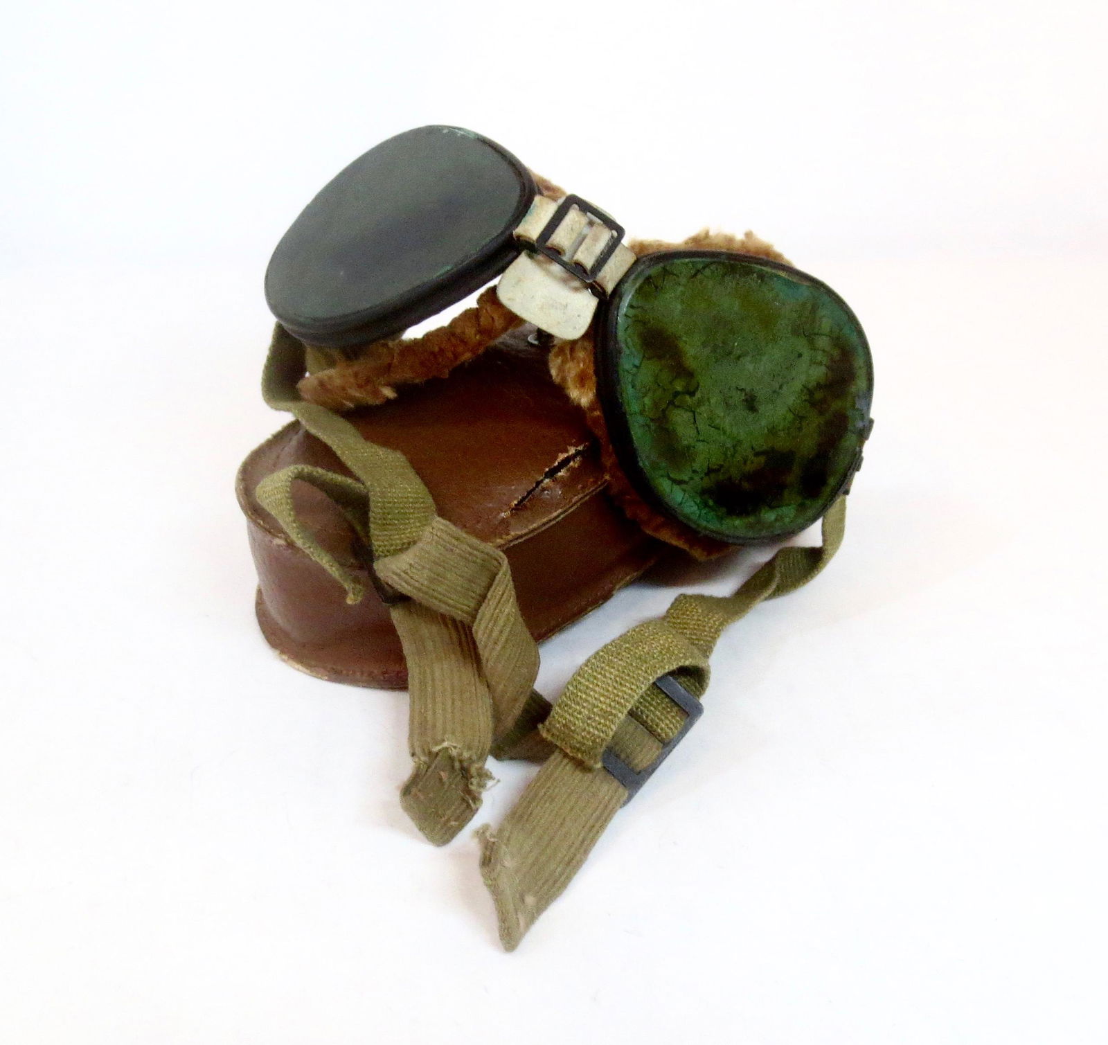 World War II Snow Patrol Mountain Goggles (1 of 1)