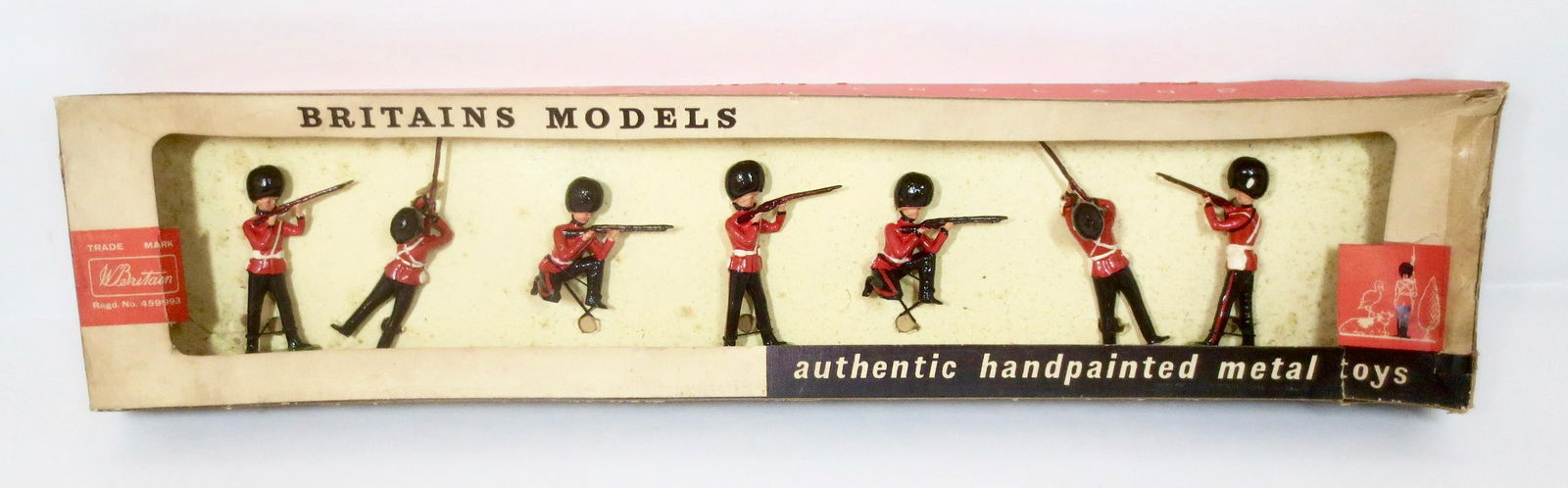 Britains #1283 Grenadier Guards Firing (1 of 1)