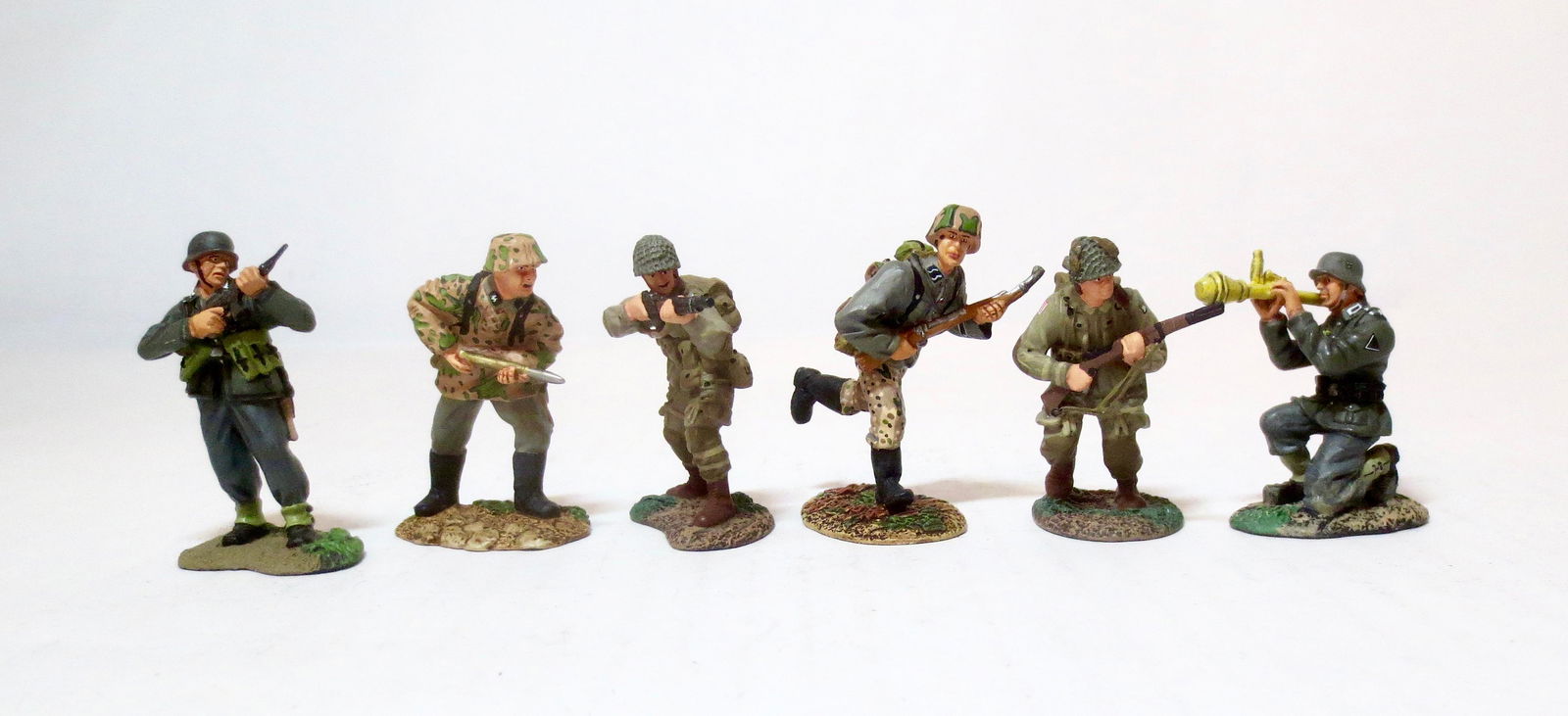 Britains & Conte WW2 Figure Assortment (1 of 1)