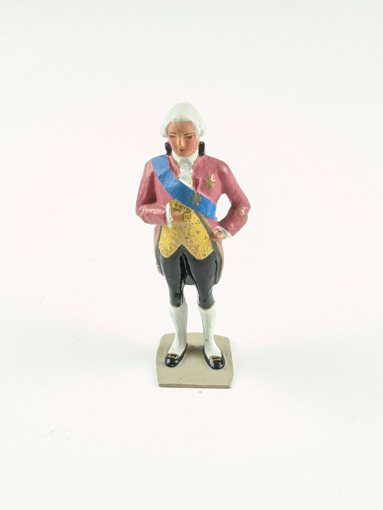 Vertunni Louis XVI (1 of 1)