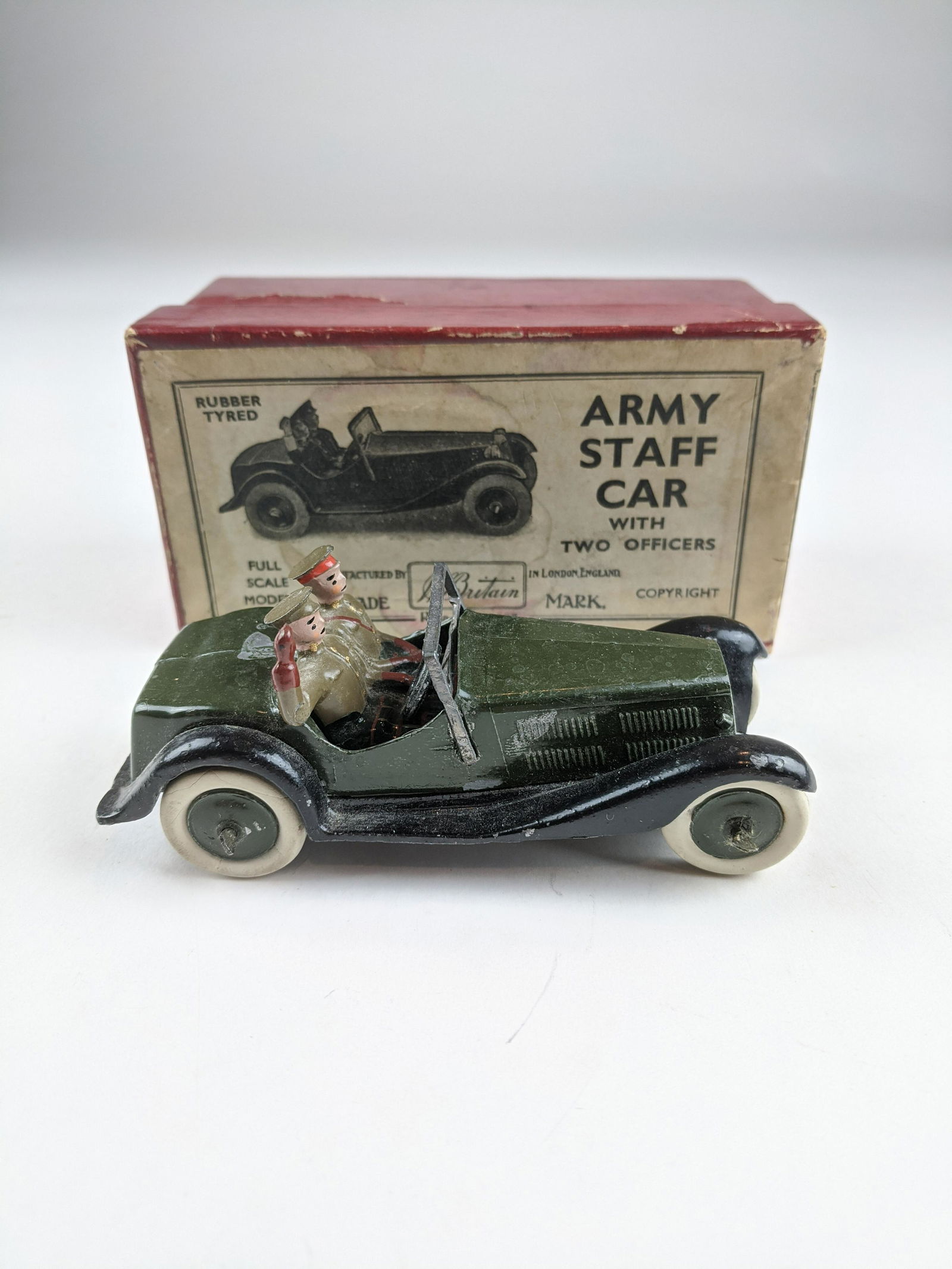 Britains #1448 Army Staff Car (1 of 1)