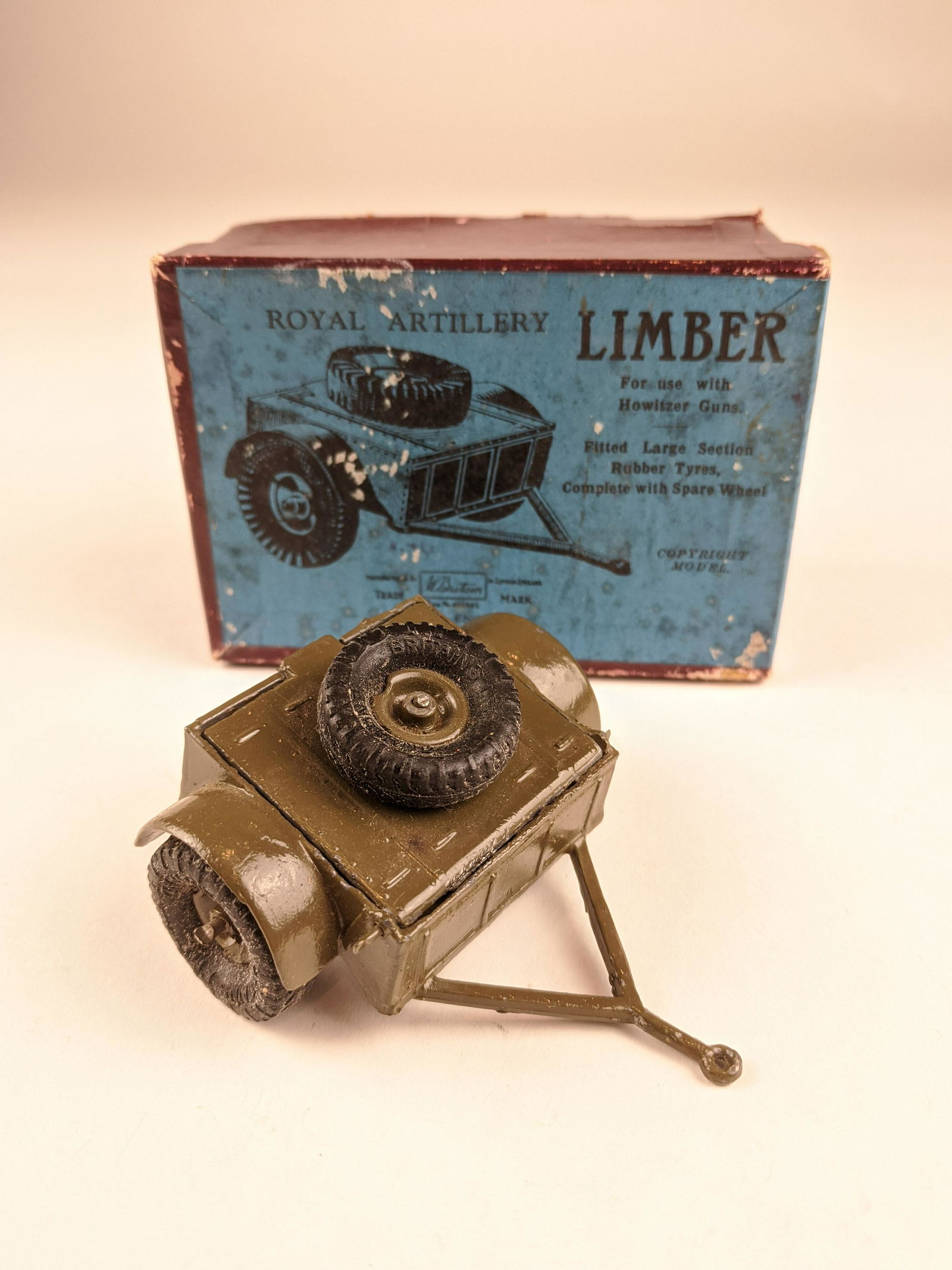 Britains #1726 Howitzer Limber Pre War (1 of 1)