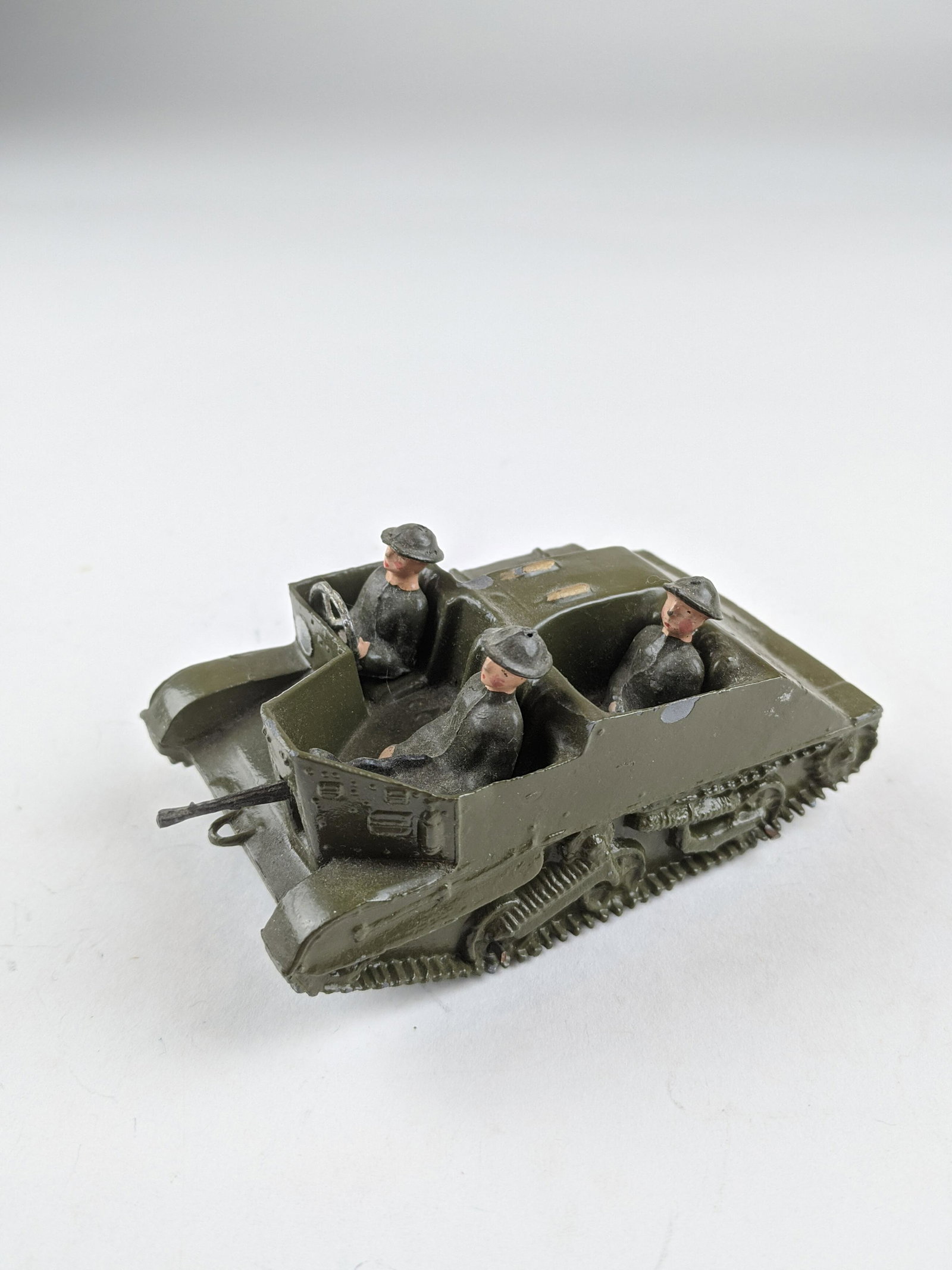 Britains Set #1876 Bren Gun Carrier Post War: 4 Pieces Condition Very Good No Box
