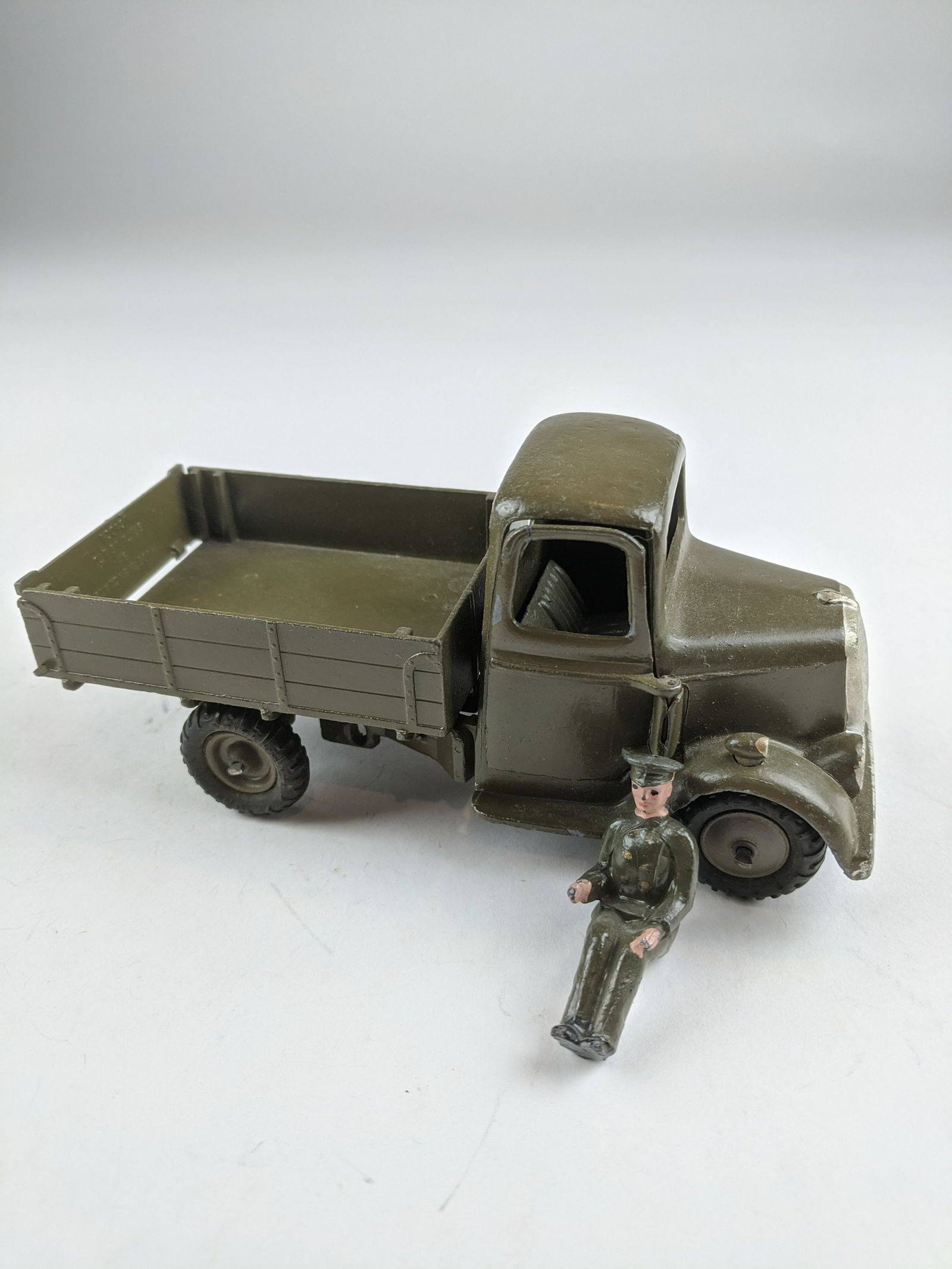 Britains #1334 Army Lorry W/Driver (1 of 1)