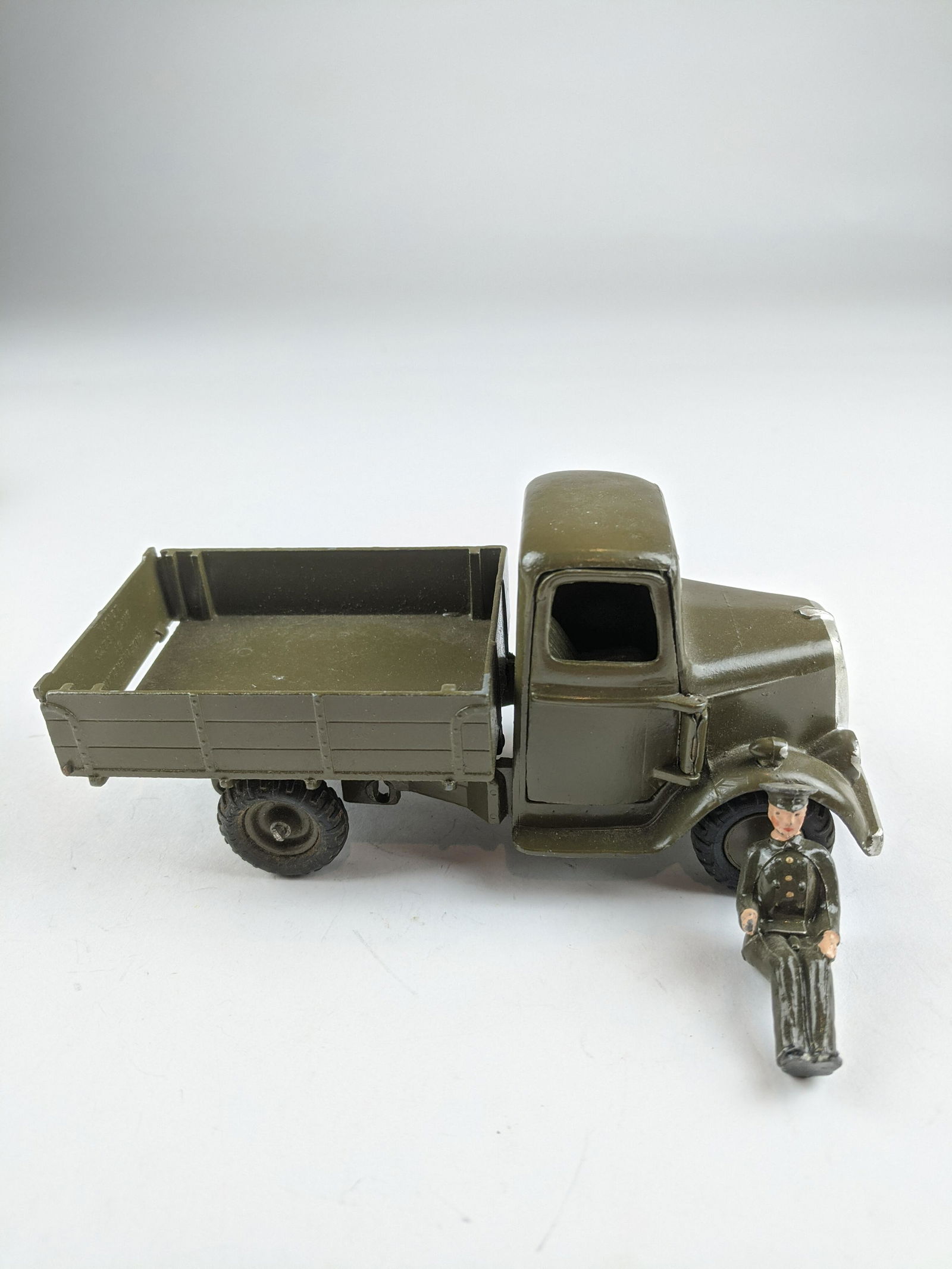 Britains #1334 Army Lorry W/Driver (1 of 1)