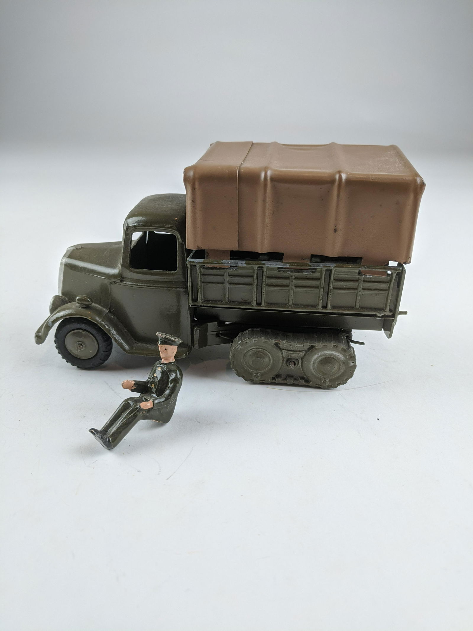 Britains Set #1433  Army Tender Pre War (1 of 1)