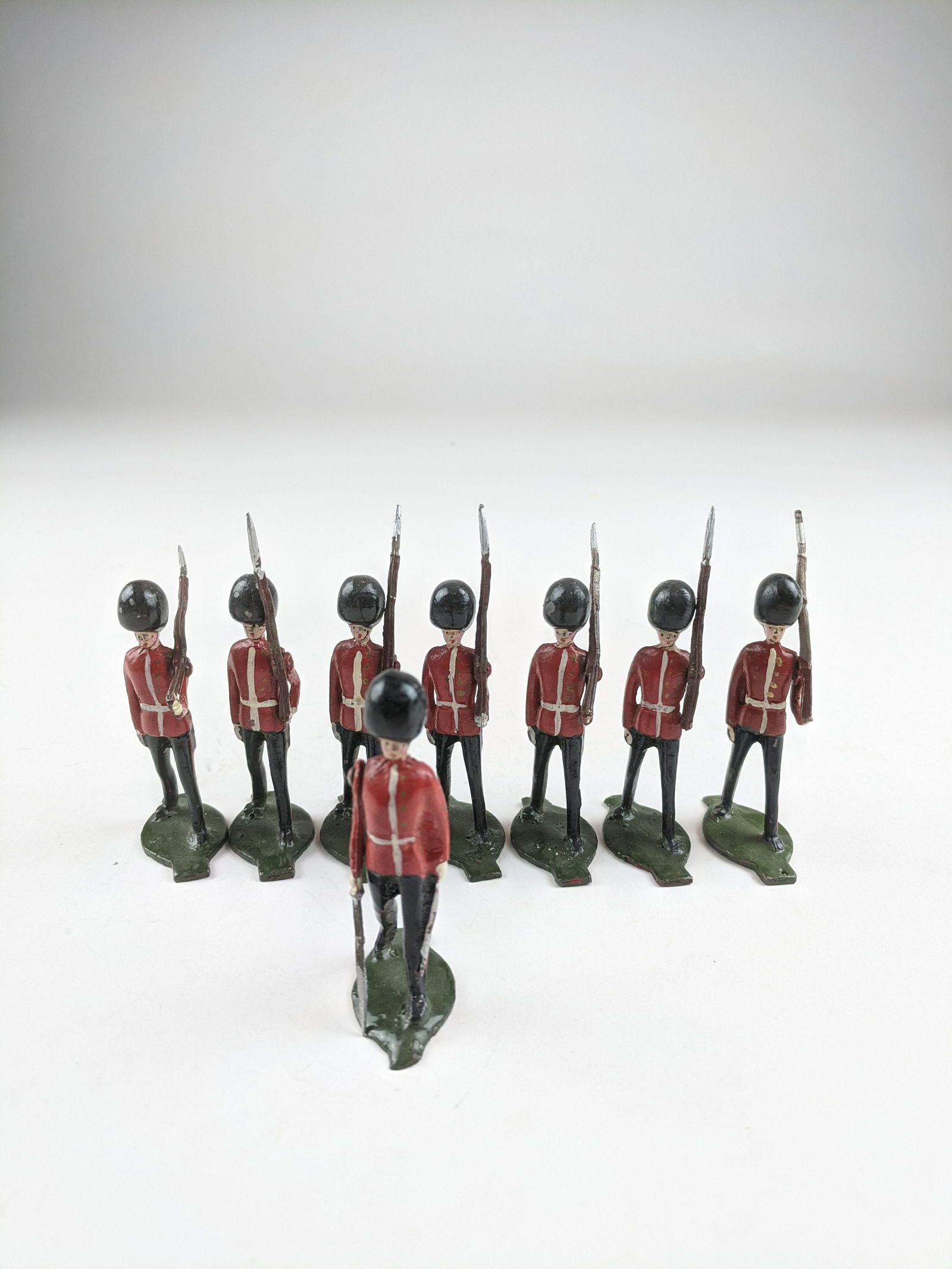 Comet English Royal Guards (1 of 1)