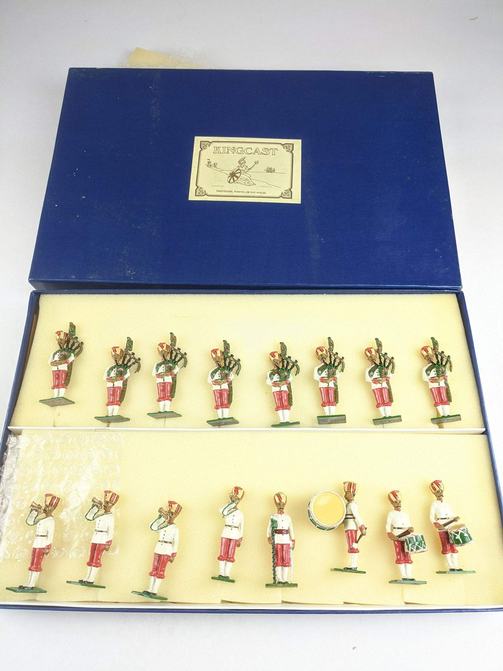 Kingcast K17 42nd Deoli Pipes & Drums: 16 Pieces Condition Excellent Box Good