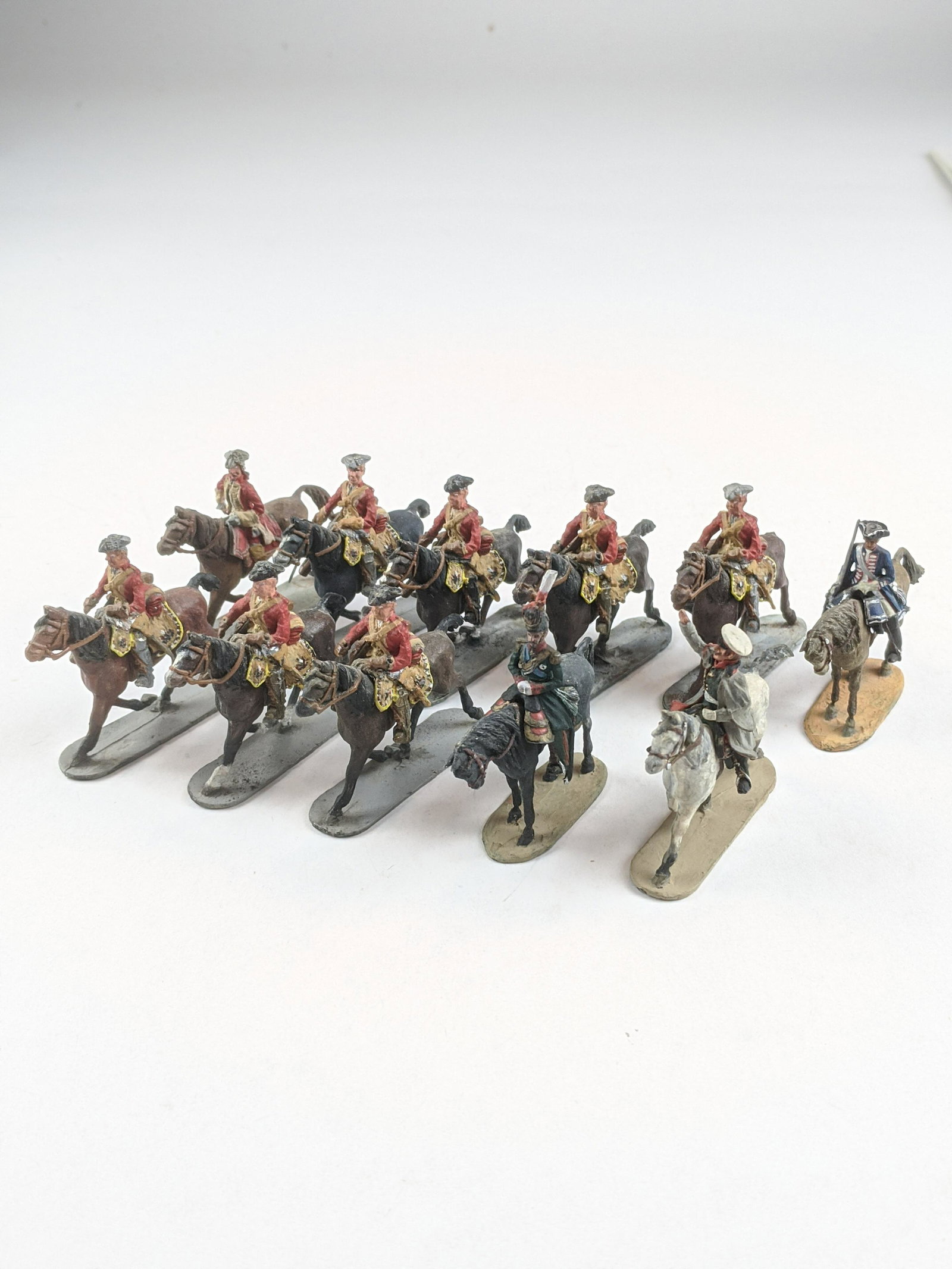 Willie Mounted Colonial Troops 35mm: 11 Pieces Condition Good No Box