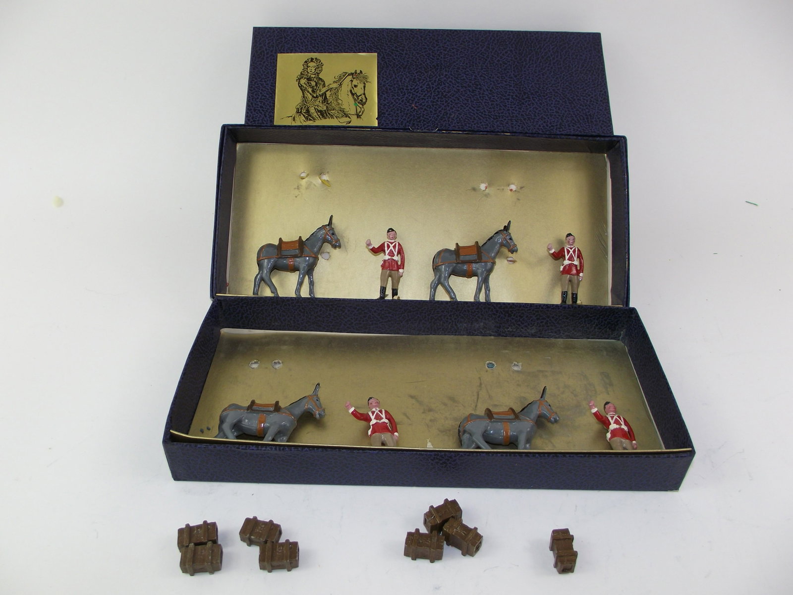 Blenheim E2 Ammunition Mules & Handlers: 2 Complete sets with box, mint. General wear to boxes. 17 pcs.