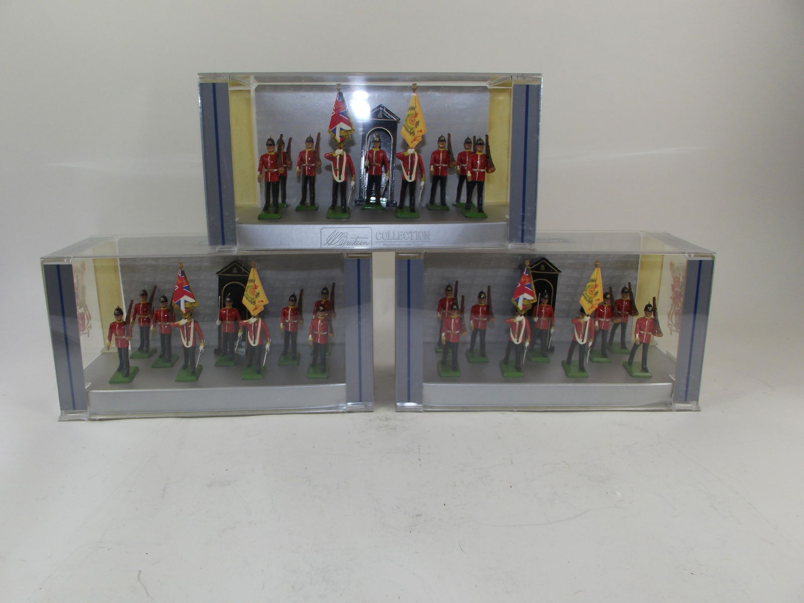 Britains Collection #8701 Middlesex Color Party (1 of 1)