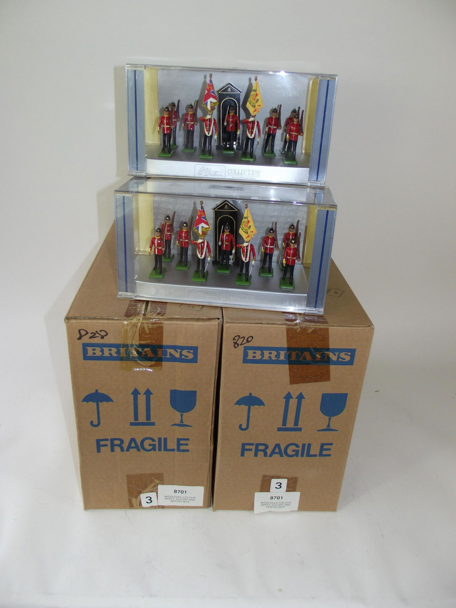 Britains Collection #8701 Middlesex Color Party (1 of 1)