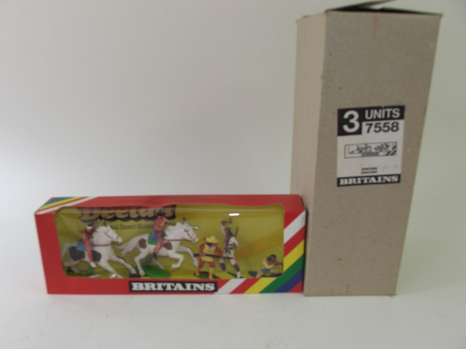 Britains Deetail #7558 Apaches (1 of 1)