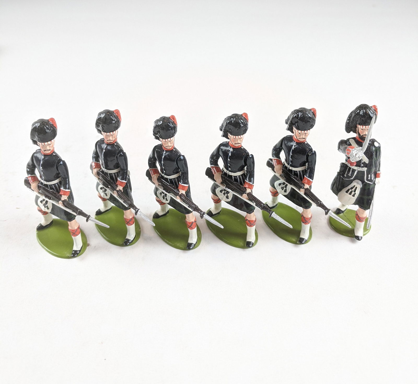 Imperial Highland Rifles Advancing (1 of 1)