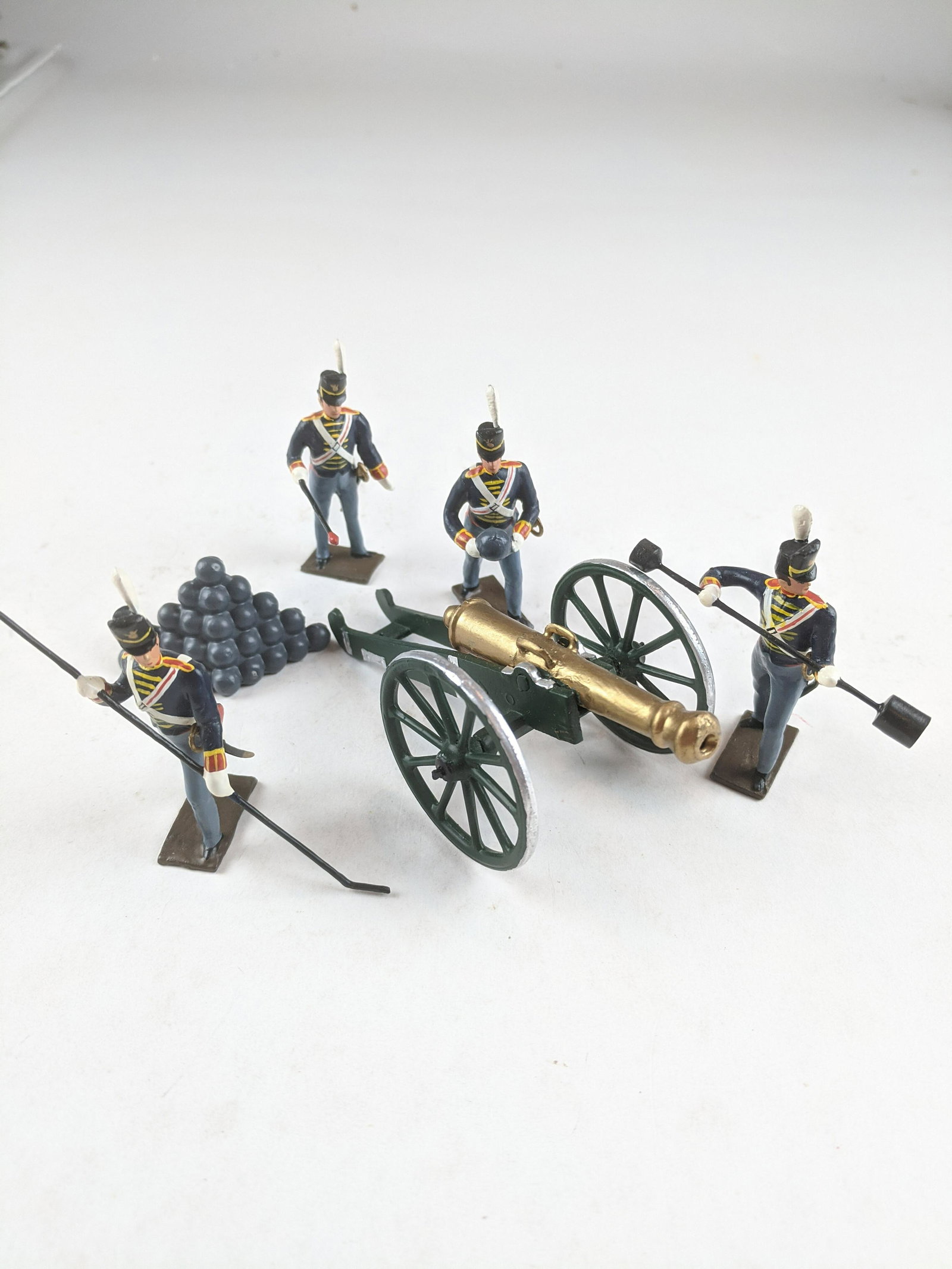 Mignot French Cannon Group: 6 Pieces Condition Excellent No Box