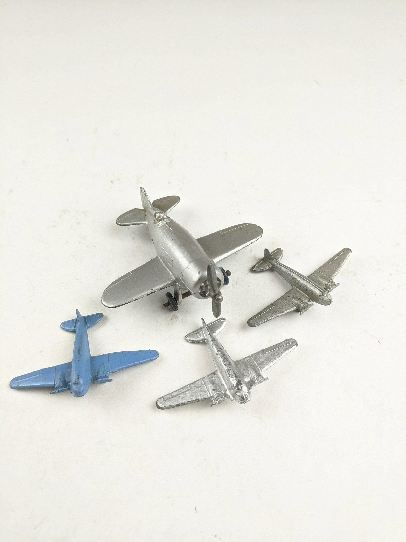 Slush And Diecast Planes: 4 Pieces Condition Good To Very Good No Boxes