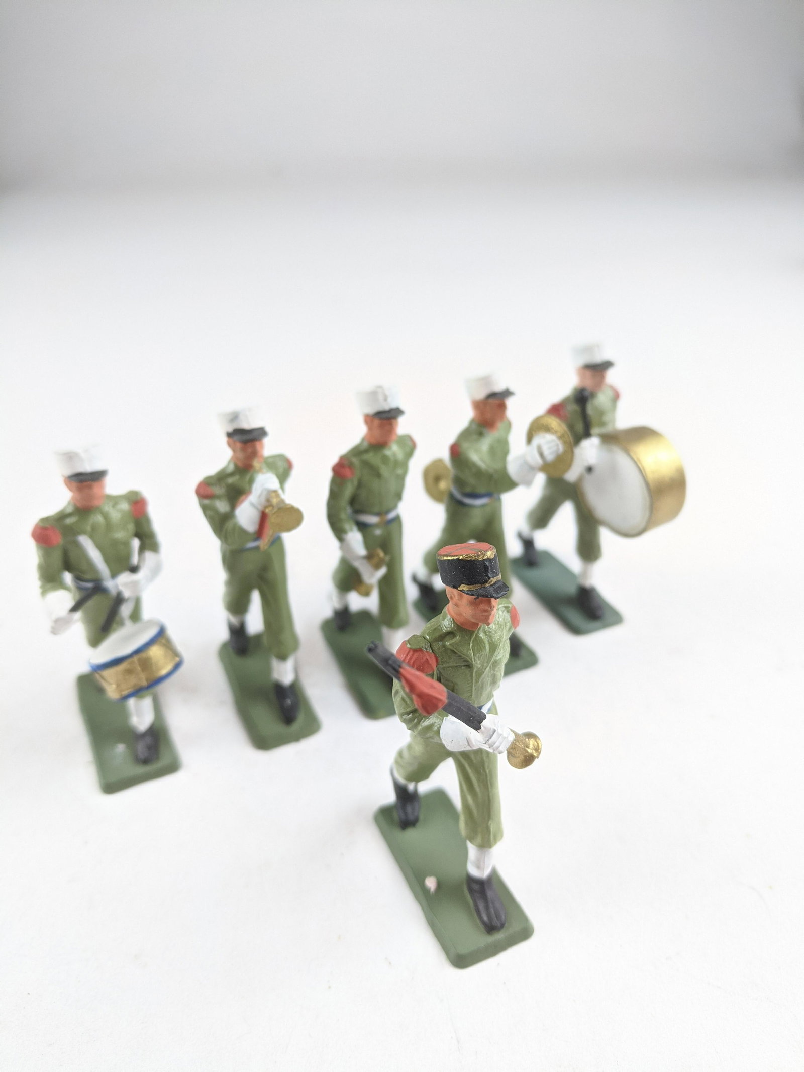 Starlux Foreign Legion Musicians Plastic: 6 Pieces Condition Excellent No Box