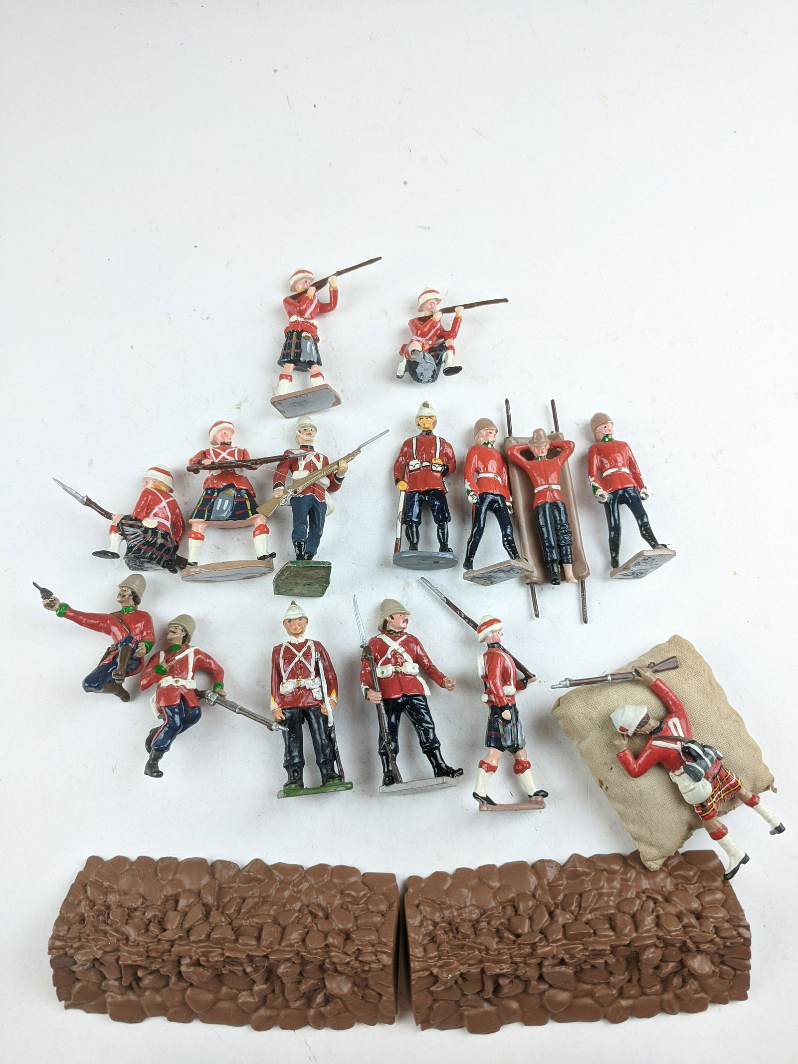 Various Makers British Soldiers (1 of 1)