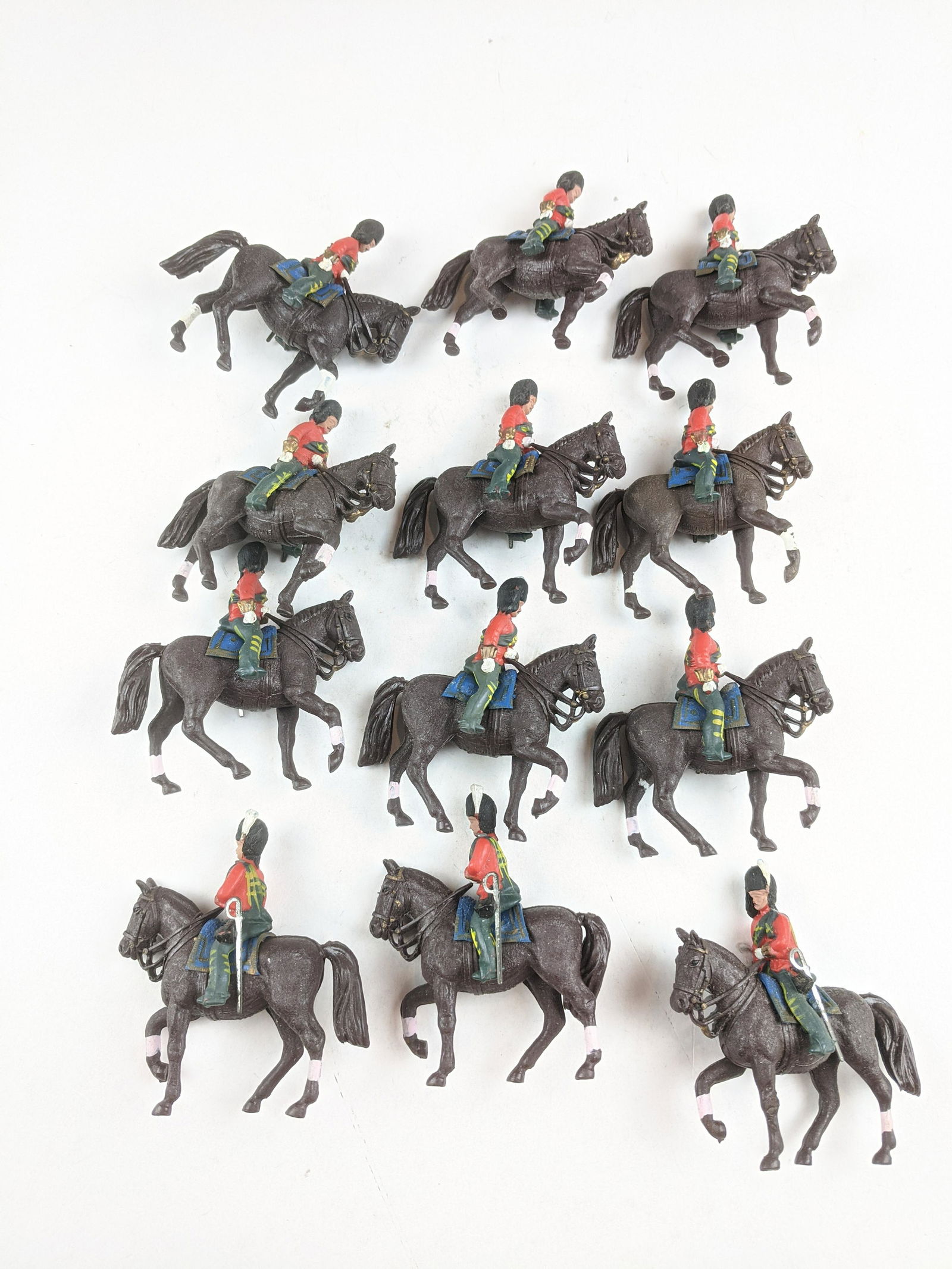 Britains Herald Plastic Mounted Highlanders (1 of 1)