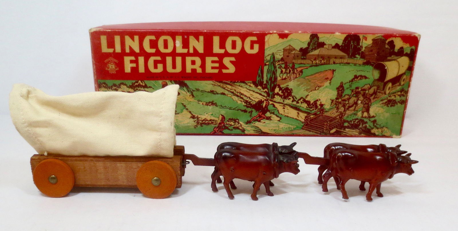 Lincoln Logs Conestoga Wagon Set: Rare set, features a Conestoga Wagon being pulled by Oxen. 3 pieces. Near mint condition. Box excellent (one top corner split).