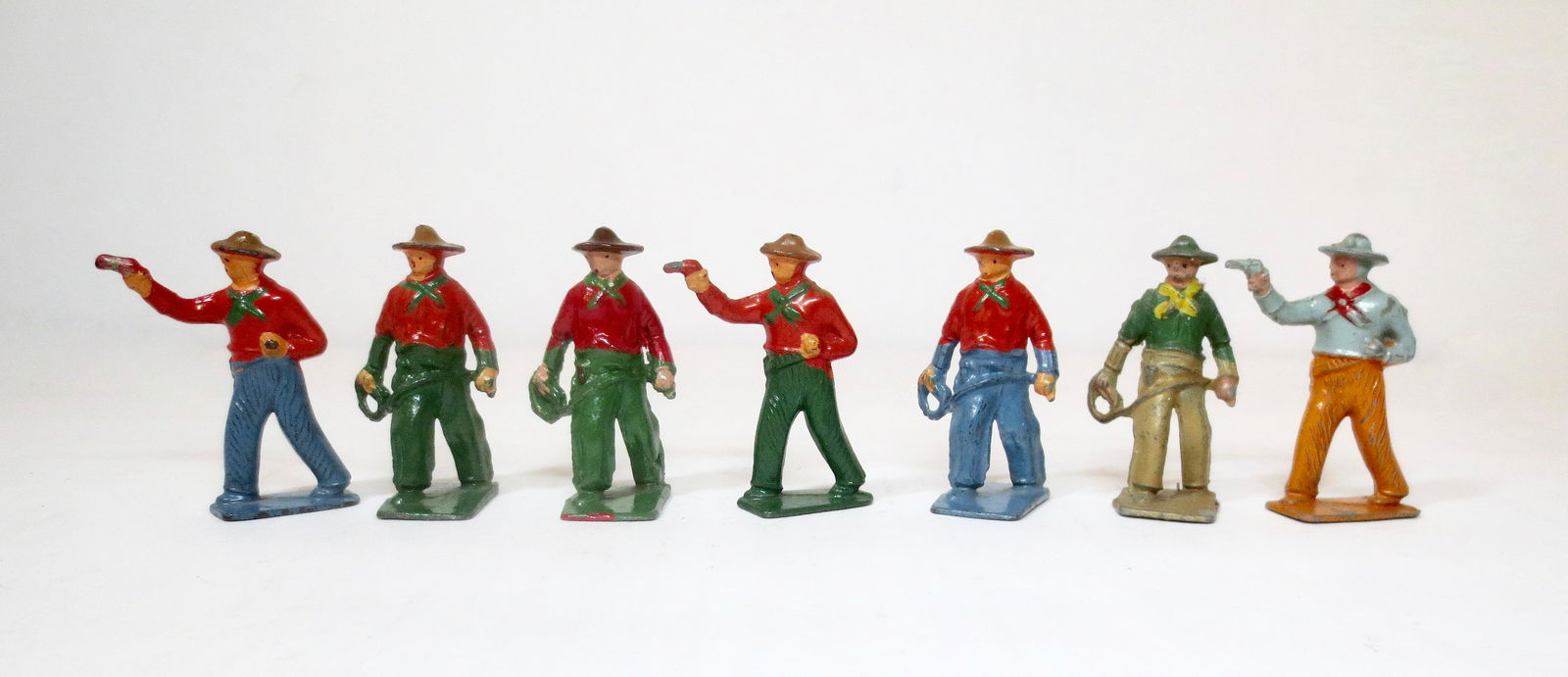 Lincoln Logs American Cowboys Set: 7 pieces. Near mint to excellent condition. Unboxed.