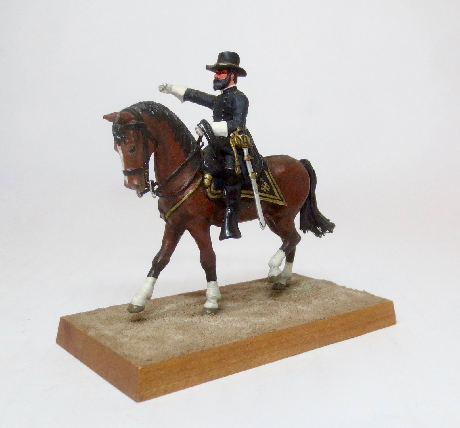 Imrie Union Major General Meade: Rare early issue, circa 1950's. Sculpted and Painted by Bill Imrie himself, with horse designed by noted French artist Roger Berdou. This lot features Mounted American Civil War Major General George M