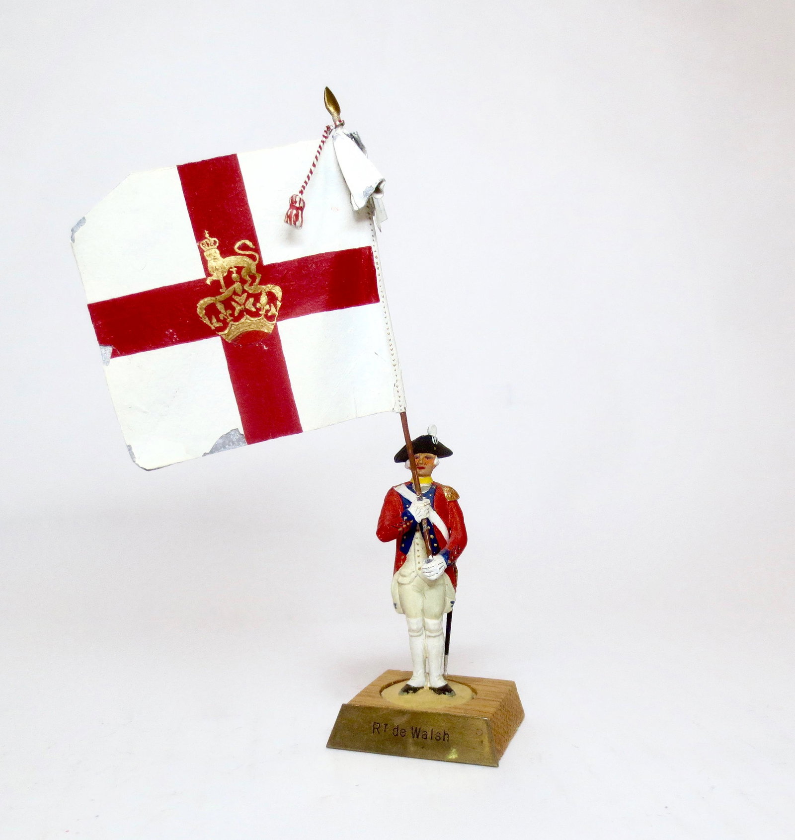 Metayer "Regiment de Walsh Standard Bearer": Irish in French Service. Excellent condition (some paint loss on flag). On original base.