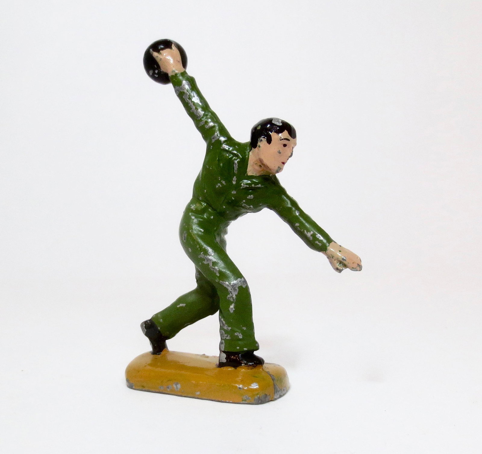RARE Dimestore Bowler: Very hard to find hollow cast Bowling figure. 3" tall to the top of his head. Possibly made by All Nu. Excellent condition. Unboxed.