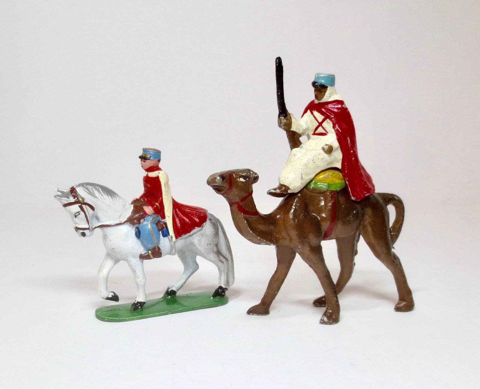 Quiralu Aluminum French Foreign Legion: Officer mounted on horse, and Trooper mounted on camel. 2 pieces. Excellent condition. Unboxed.