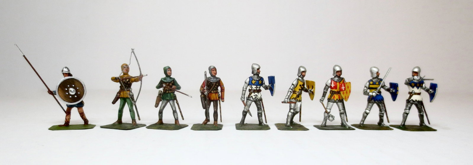 Greenwood & Ball 25mm Medieval Personality Figures: Superbly modeled and painted Knights, each with names on the bottom of the bases including; Lathom, Colville of Bytham, Signeur of Thouars, De Burghershlefitz, and De Clinton. Plus archers and a Saxon