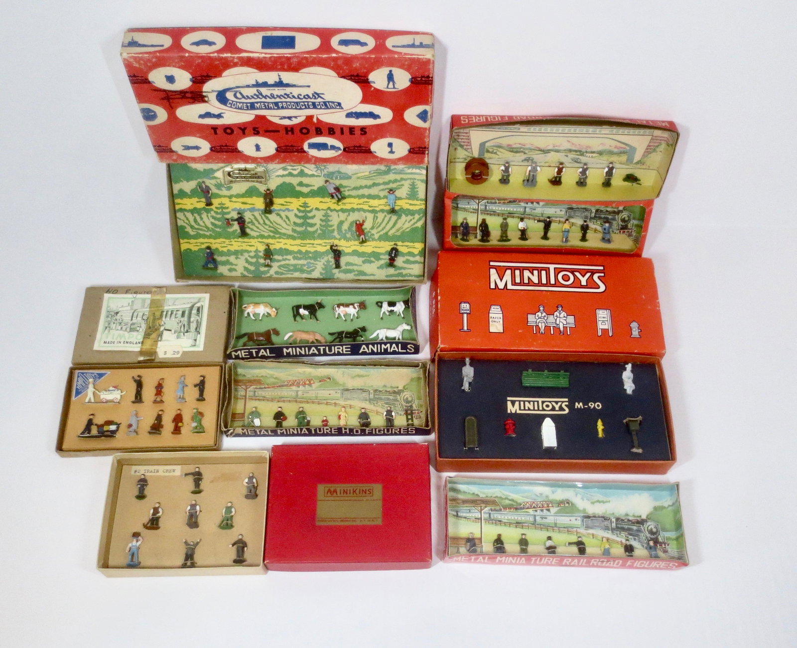 HO Railway Sets: Large selection of figures and accessories from Authenticast, Minikins, Minitoys, Timpo and others. 76 pieces. 9 sets. Mint condition. Boxes very good to good (four missing cellophane wrap, two top co