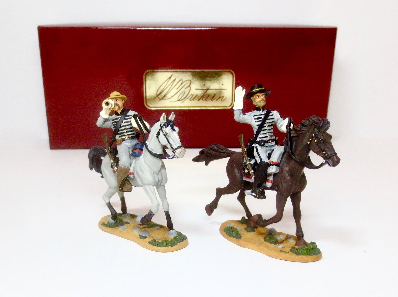 Britains #17402 Confederate Bugler & Sergeant: American Civil War series. 2 pieces. Mint condition. Box excellent.