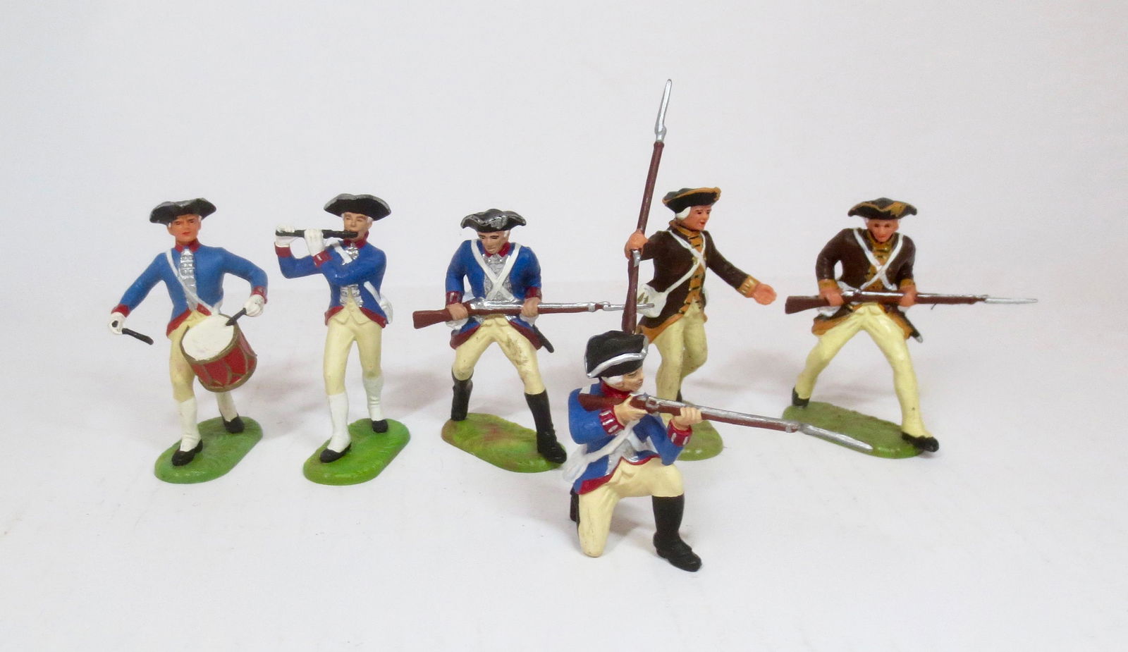 Elastolin American Revolutionary War Figures: Plastic issues. 70mm tall. 6 pieces. Excellent condition. Unboxed.
