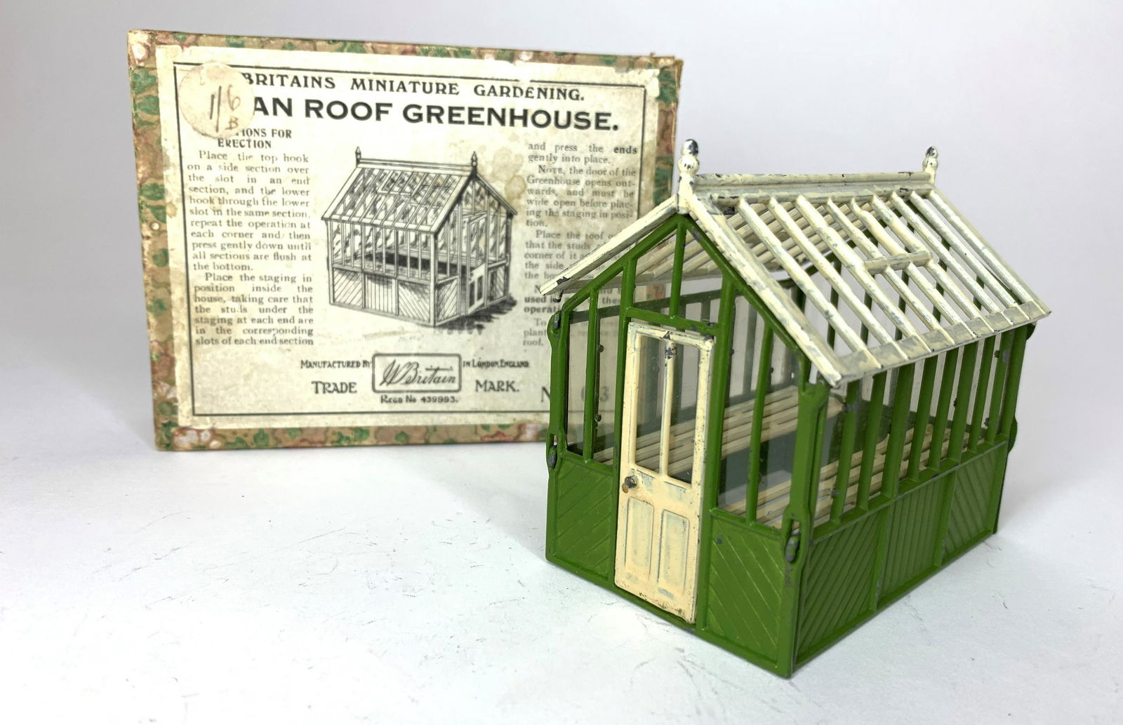 Britains Set #53 Miniature Greenhouse (1 of 1)