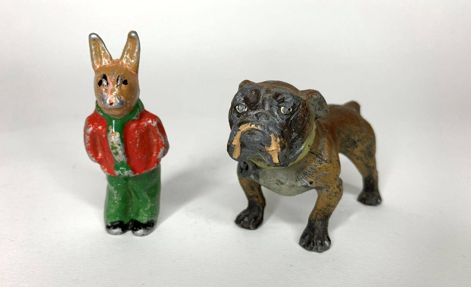 Aluminum Peter Rabbit & Heyde English Bulldog (1 of 4)