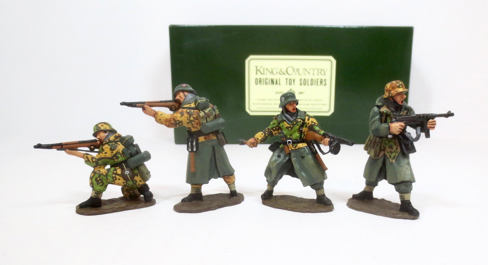 King & Country #WS017 Panzer Grenadiers: Retired set. 4 pieces. Near mint condition. Box very good, with a few scratches.