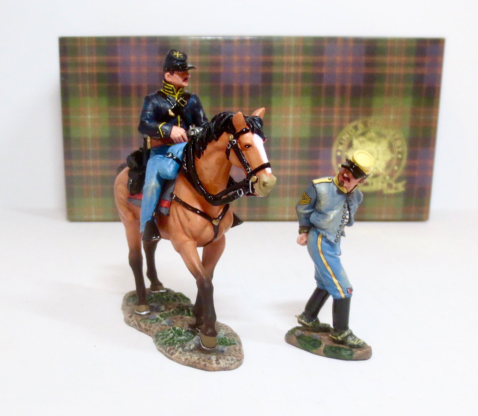 King & Country #CW063 "Captured": Mounted Union Guard and Captured Confederate. 2 pieces. Mint condition. Box excellent.