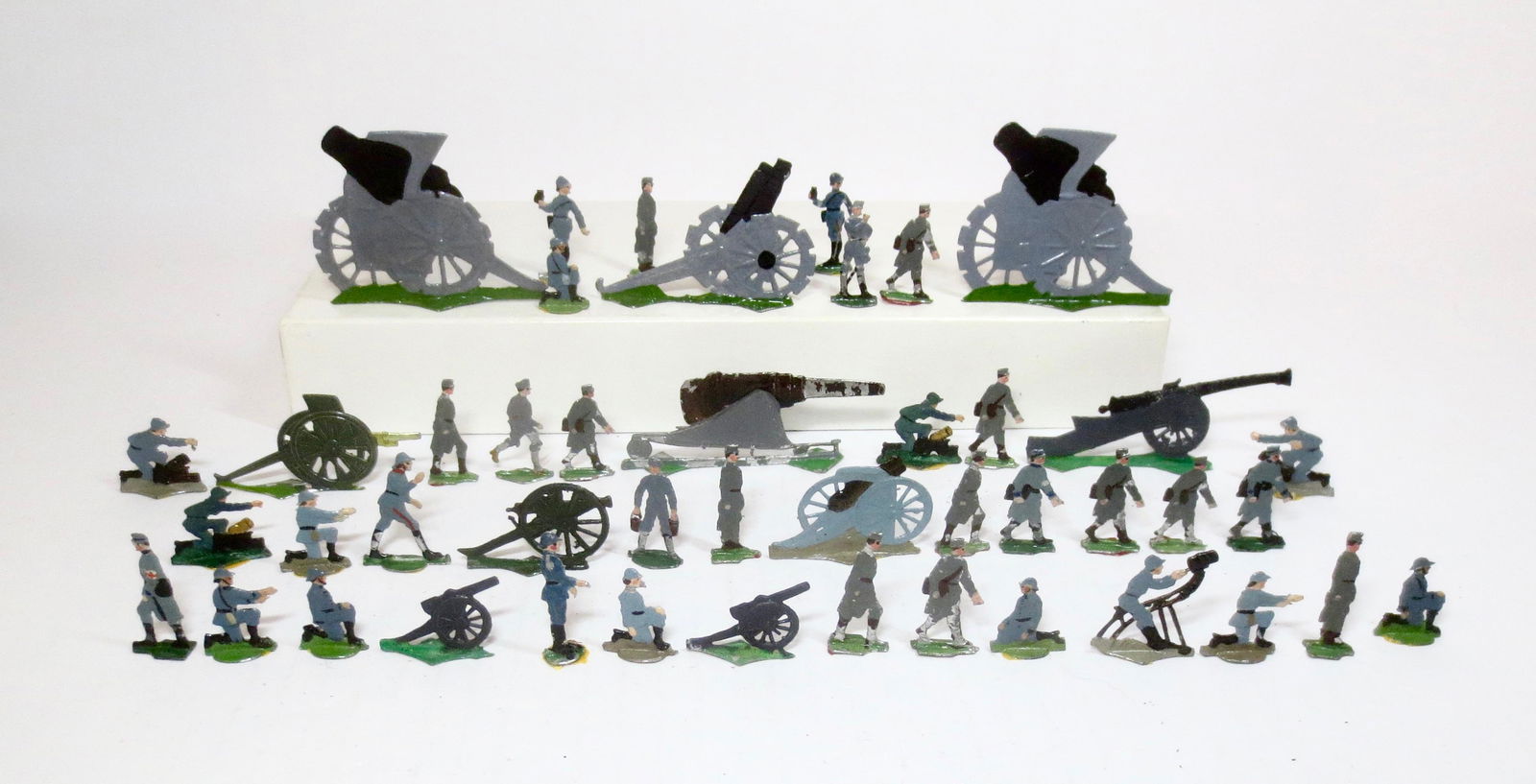 Vintage Tin Flats German Artillery Collection (1 of 1)