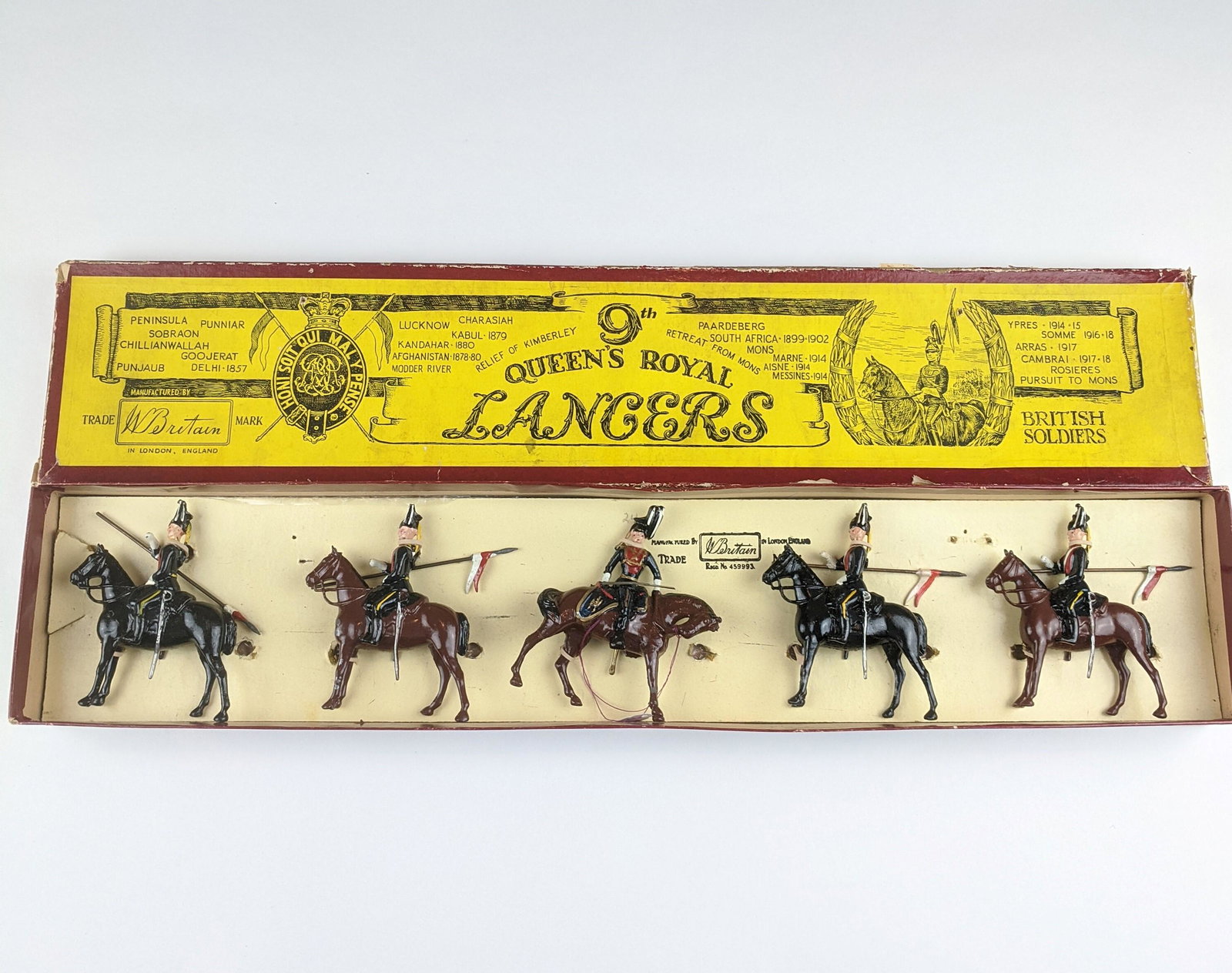 Britains #24 Queens Royal Lancers: 5 Pieces Condition Excellent Box Good Splits Post War