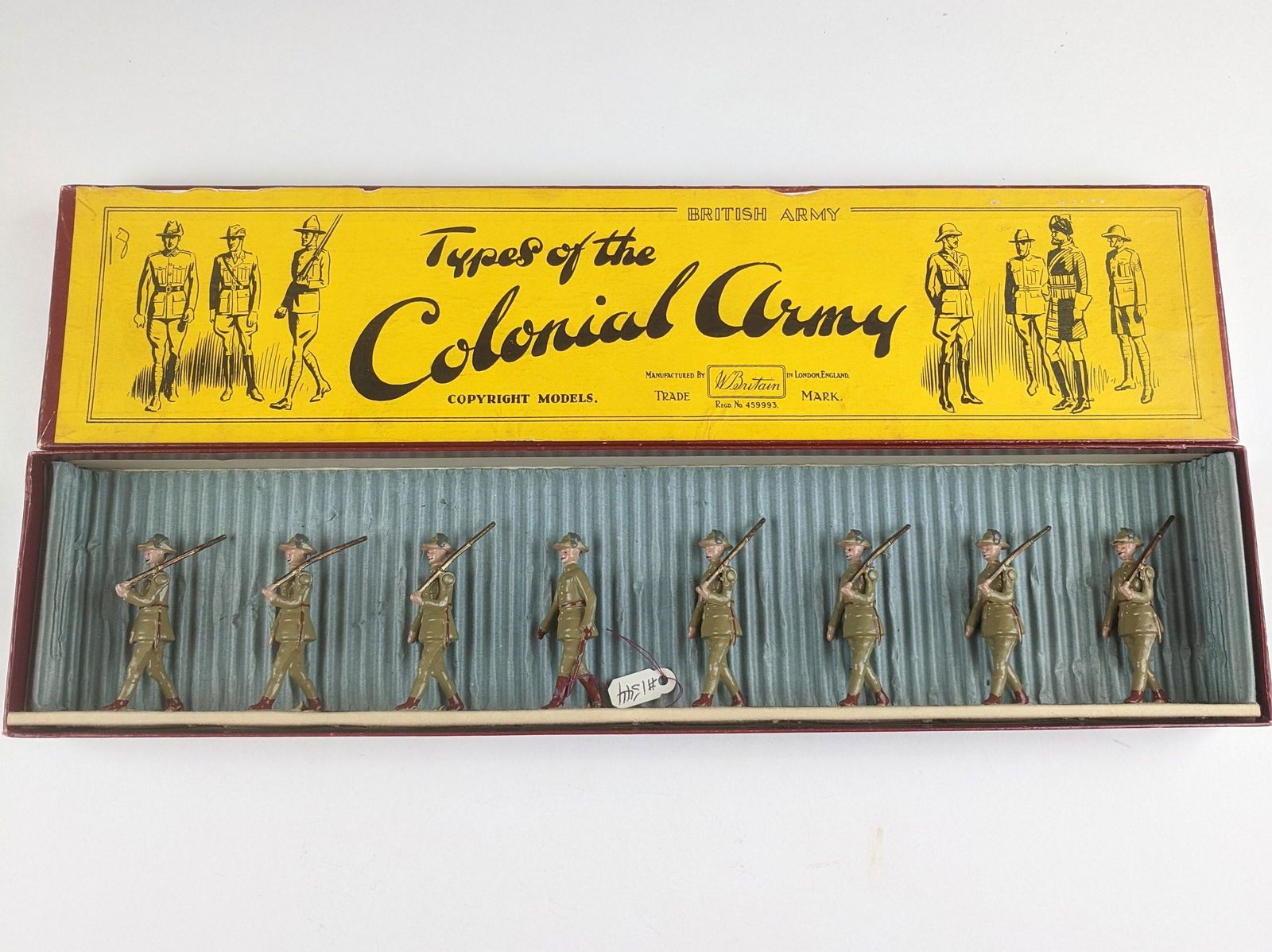 Britains #1544 Australian Infantry Slope Arms (1 of 1)