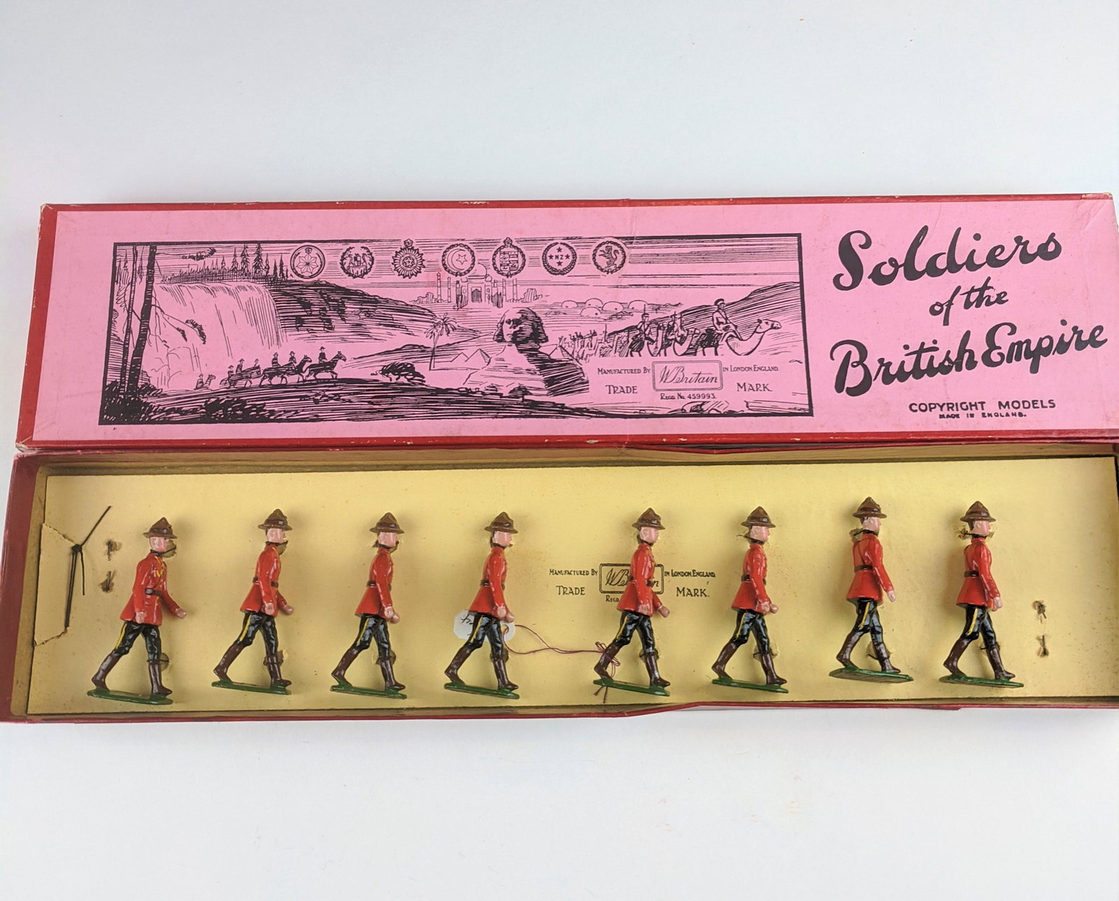 Britains #1554 Royal Canadian Mounted Police: 8 Pieces Condition Excellent Box Good Two Rips Post War