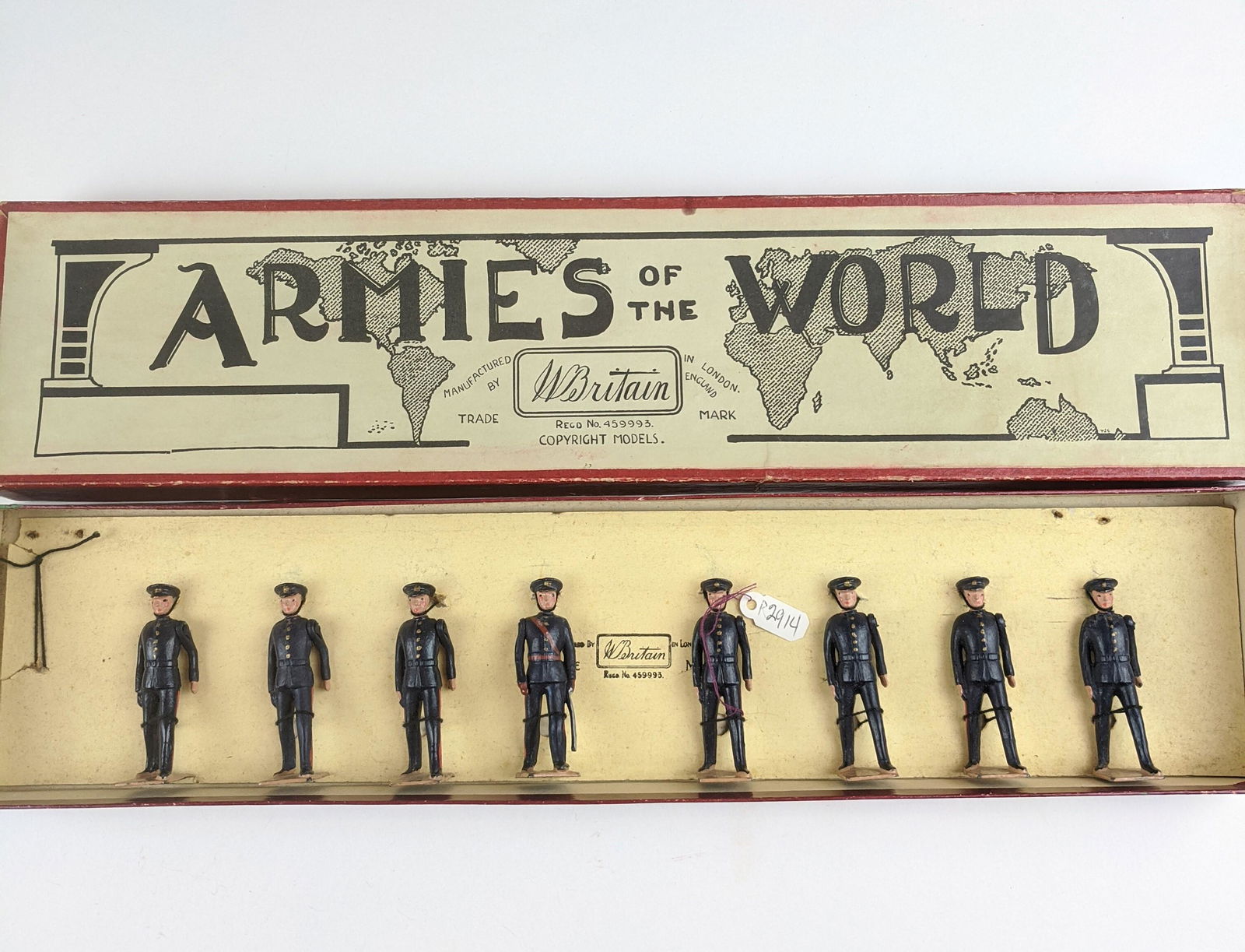 Britains #1617 Line Regiments Walking Out (1 of 1)