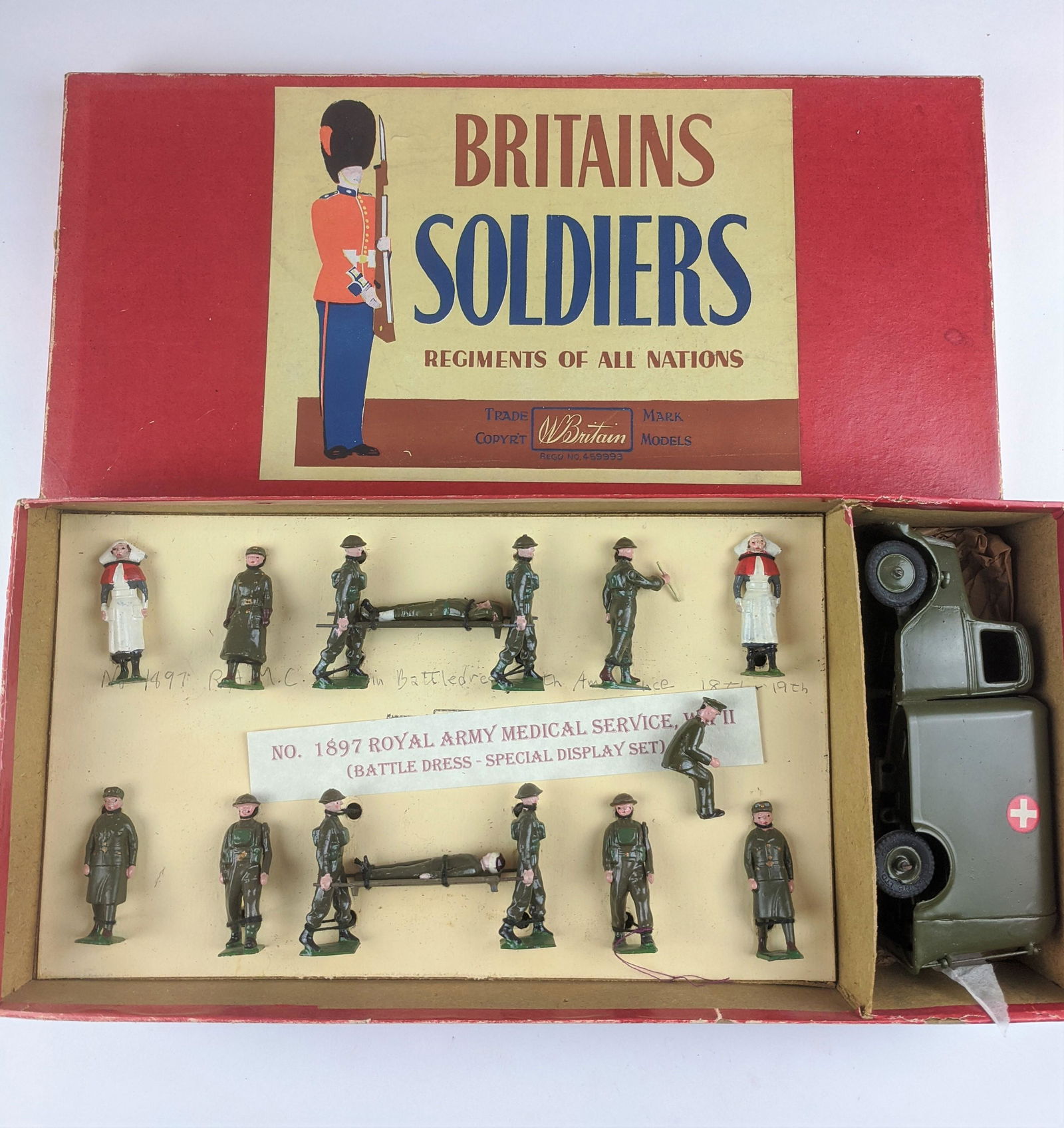 Britains #1897 R.A.M.C. Unit In Battle Dress (1 of 1)