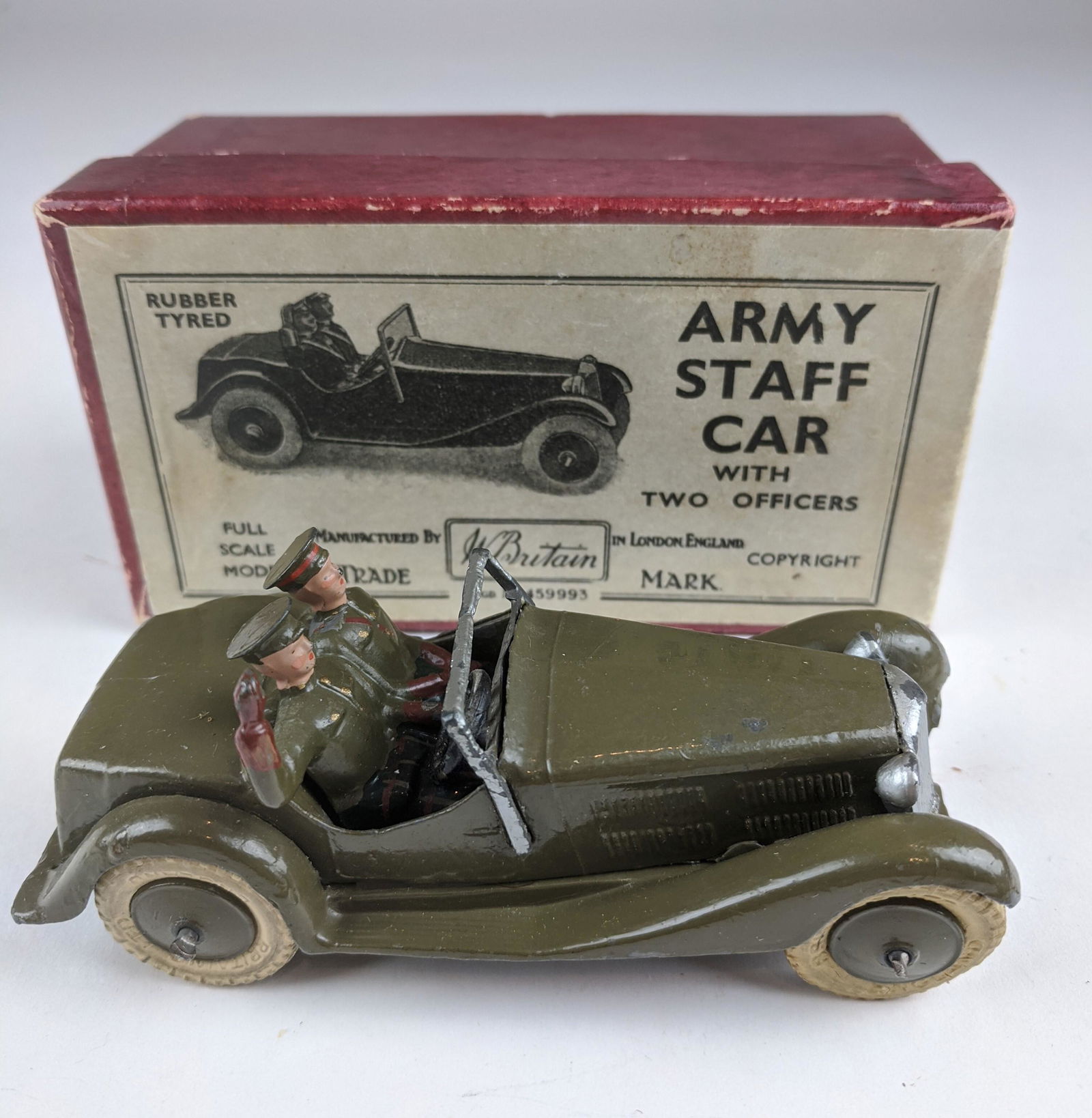 Britains #1448 Army Staff Car (1 of 1)