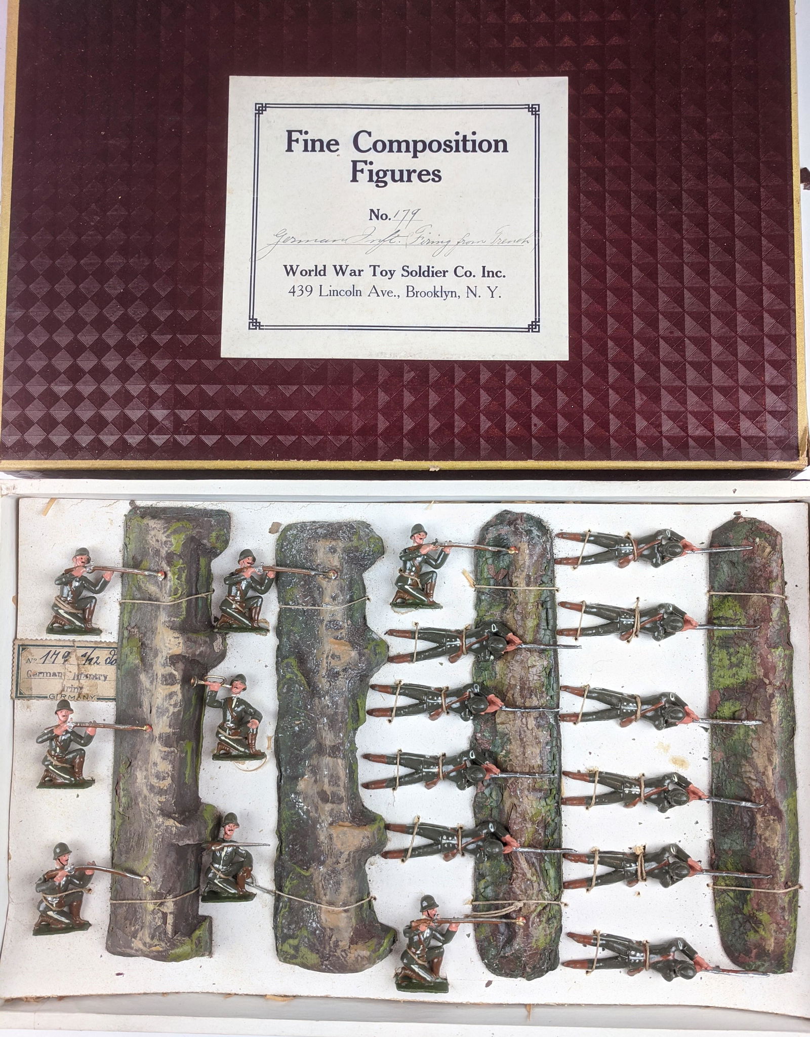 Heyde Size 2 German Infantry Firing W/ Trenches (1 of 1)