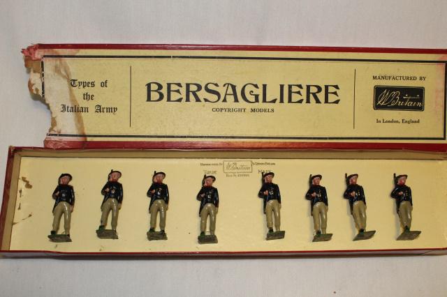 Britains set #169 Italian Bersagliere (1 of 1)