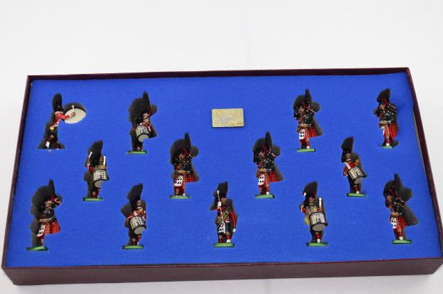 Britains set #5196 P&D 1st Bn. The Black Watch (1 of 1)